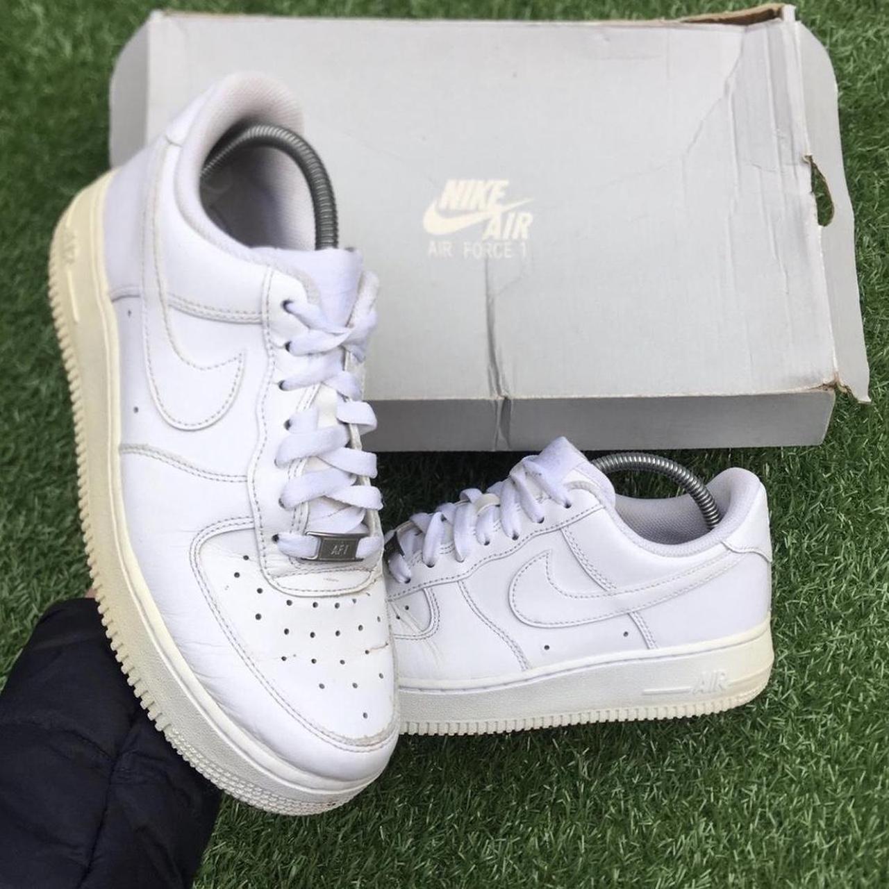 nike-size-6-trainers-depop