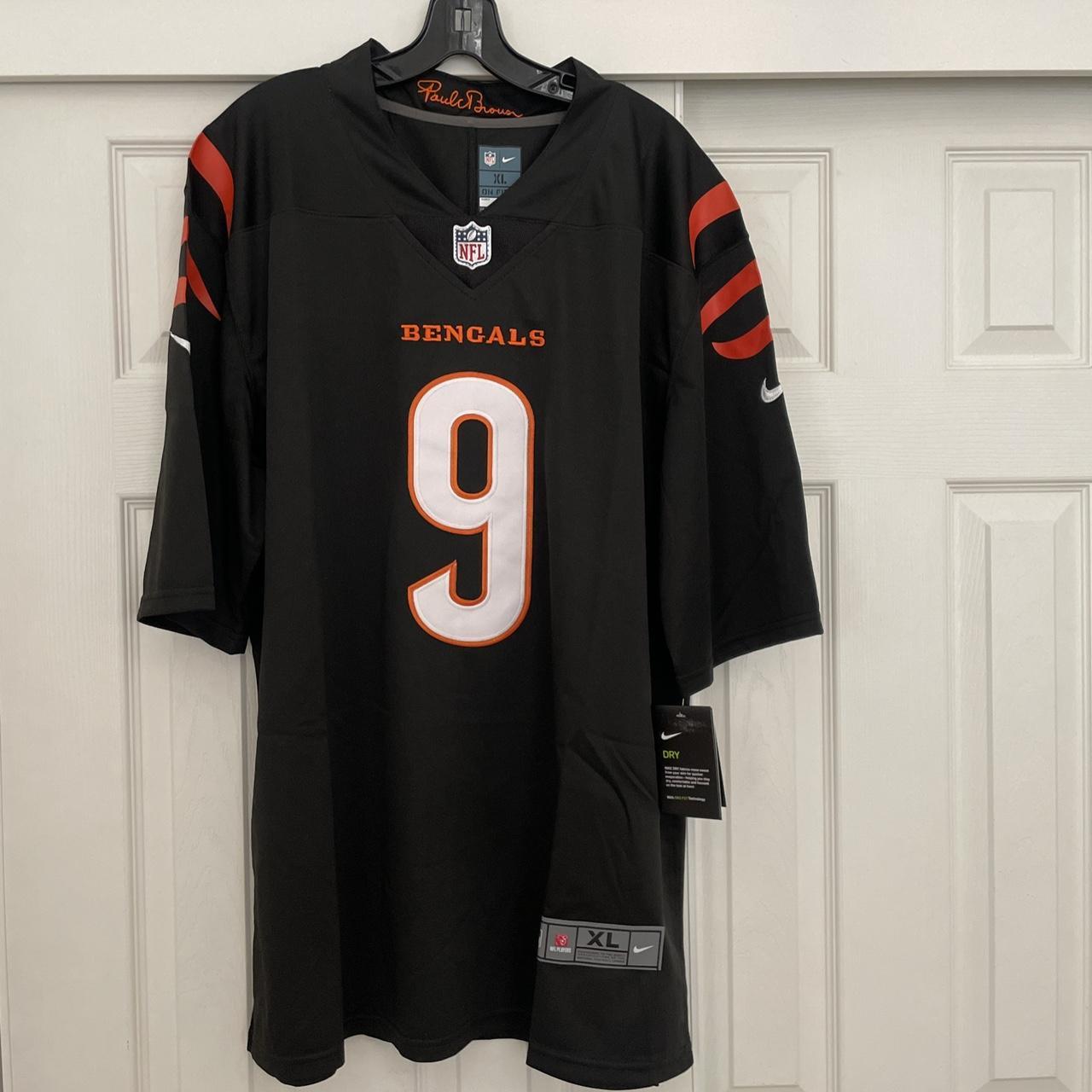 Joe Burrow Bengals jersey men's small. Slight wear - Depop