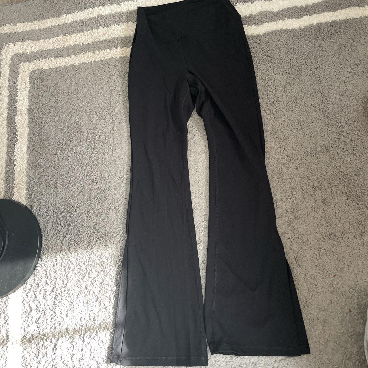 Yogalicious Flare Leggings -super comfy -has open... - Depop