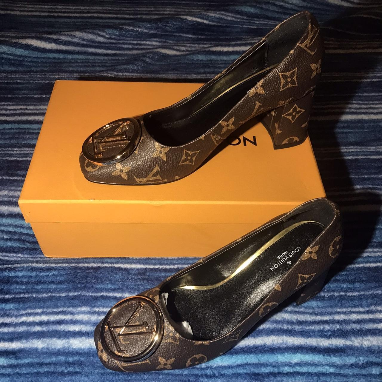 Super rare Louis Vuitton monogram pumps sz 37.5. - Depop