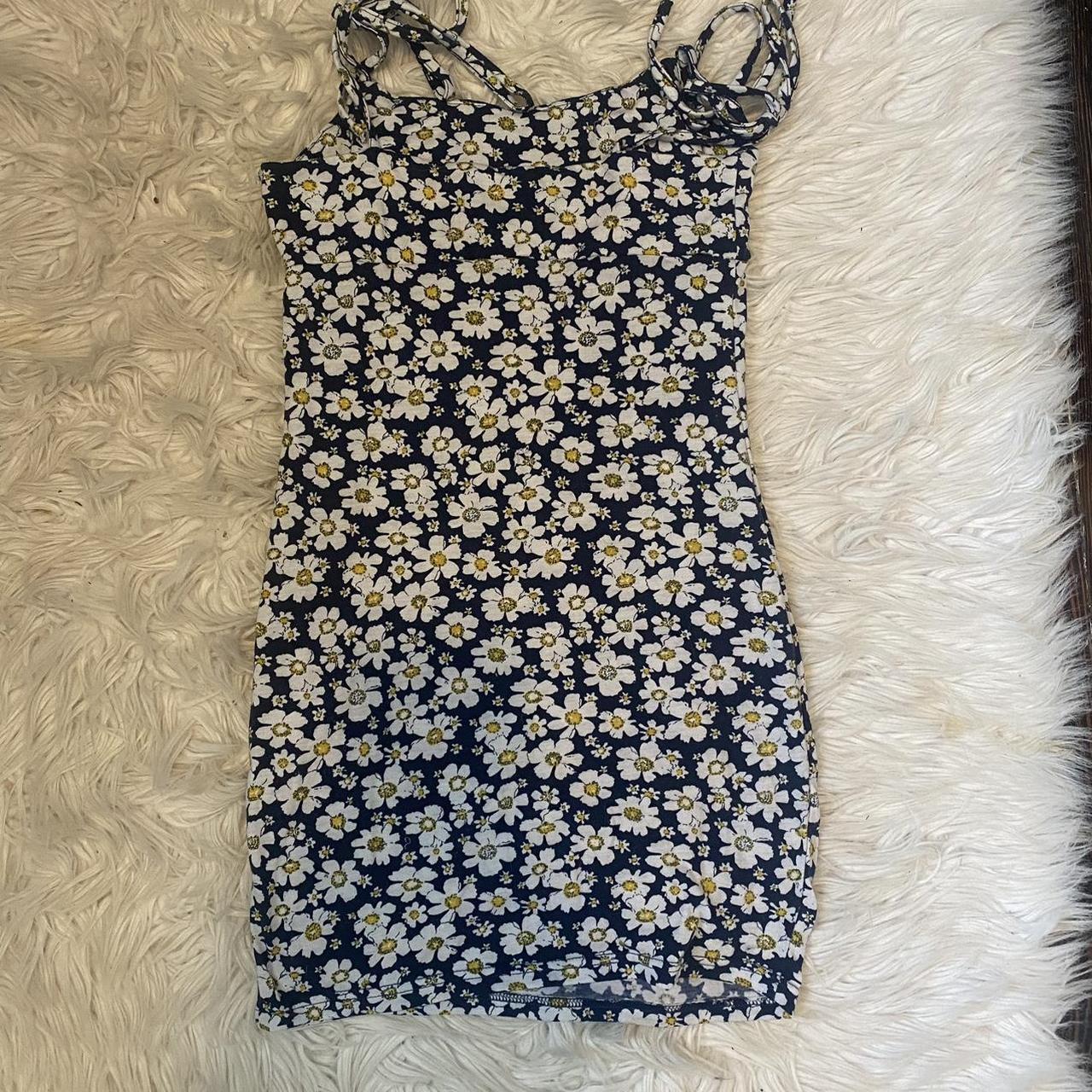 daisy shein dress 👗 - comfy and stretchy fabric -... - Depop