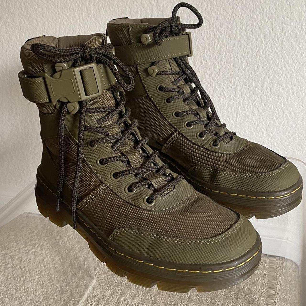 Dr martens combs sales tech khaki