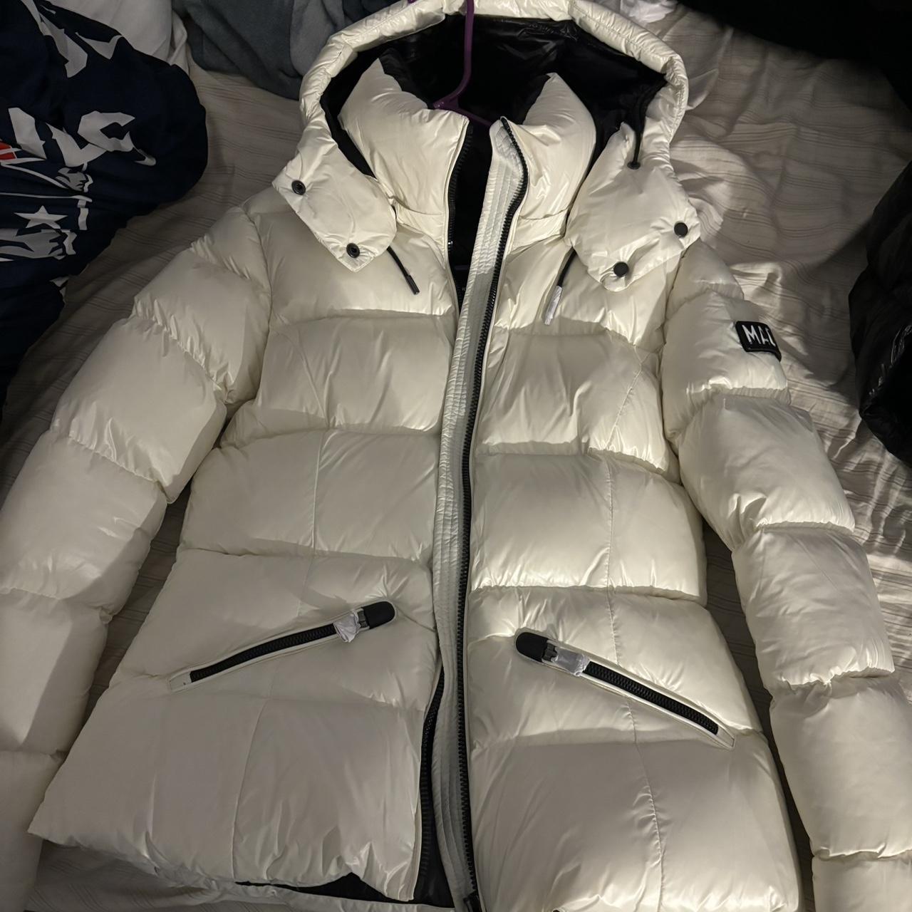 green nike sweater women's