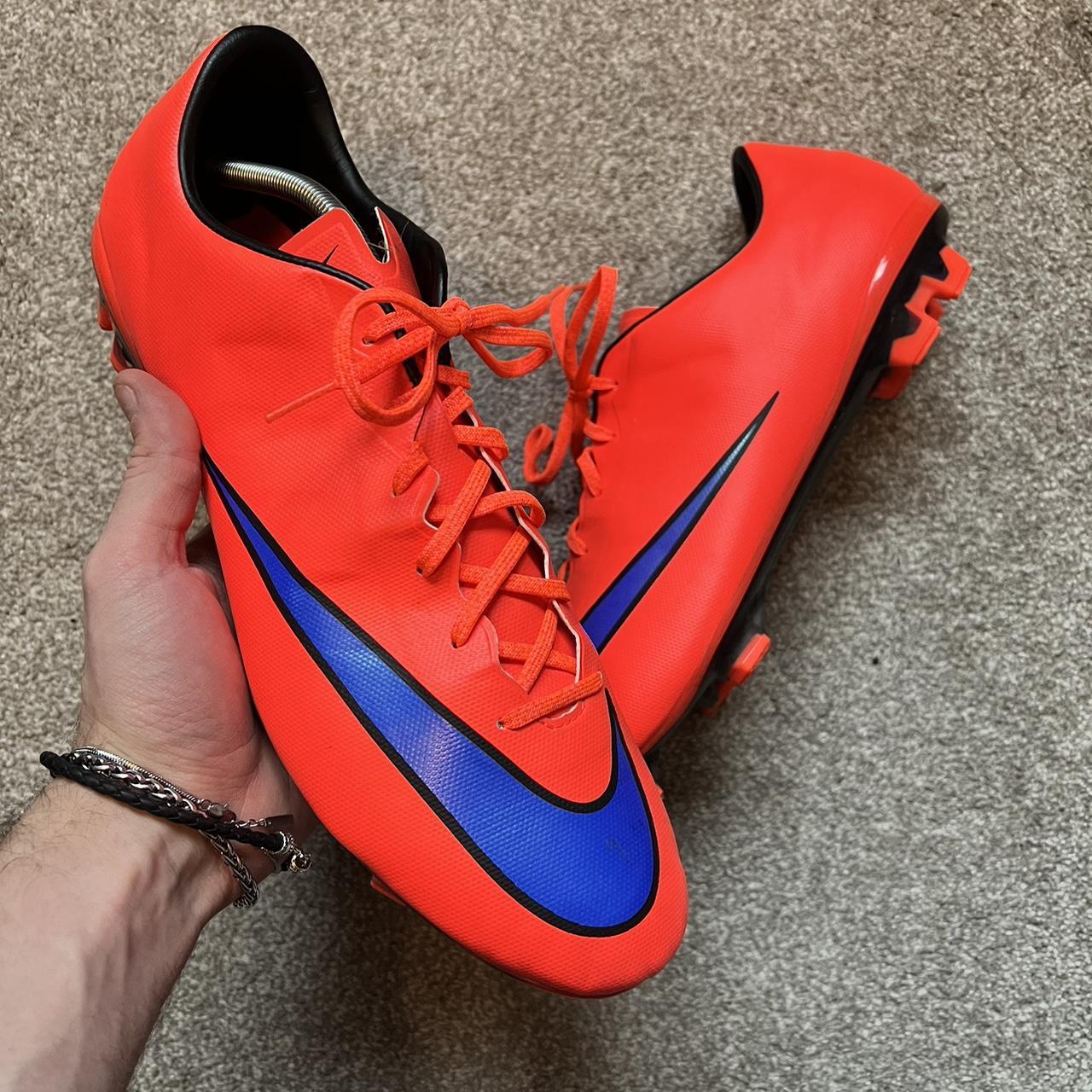 Mercurial vapor x store red