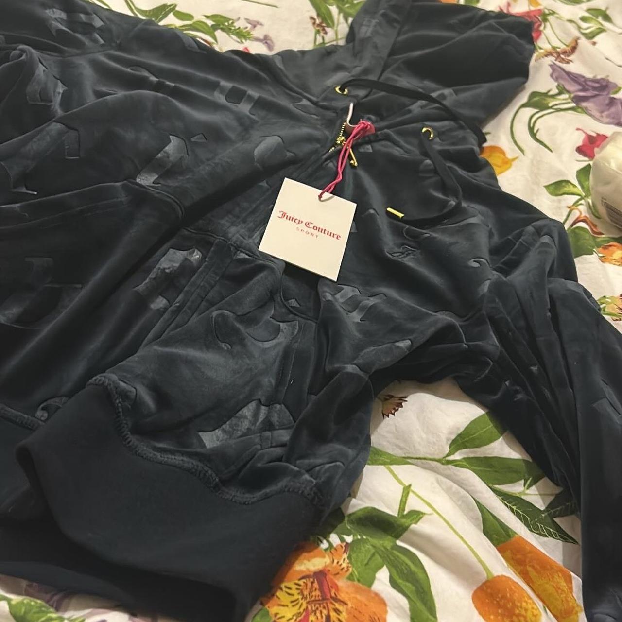 item listed by swiftyswardrobe