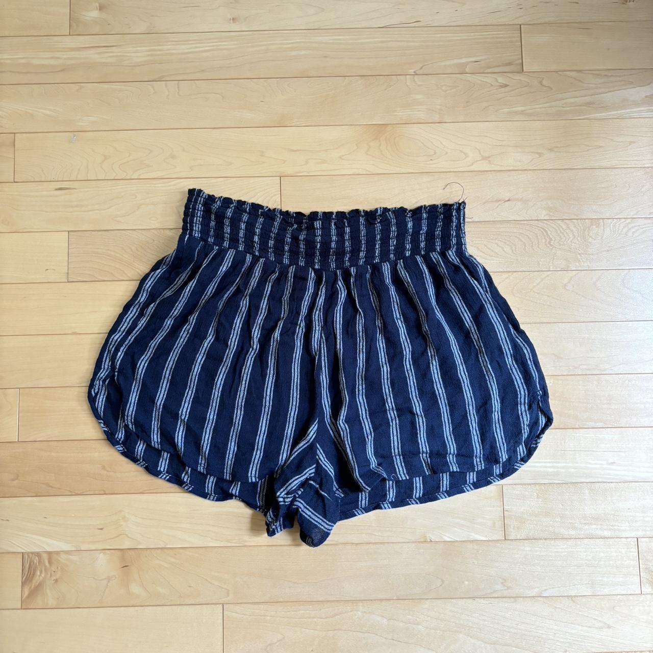 flowy shorts hollister