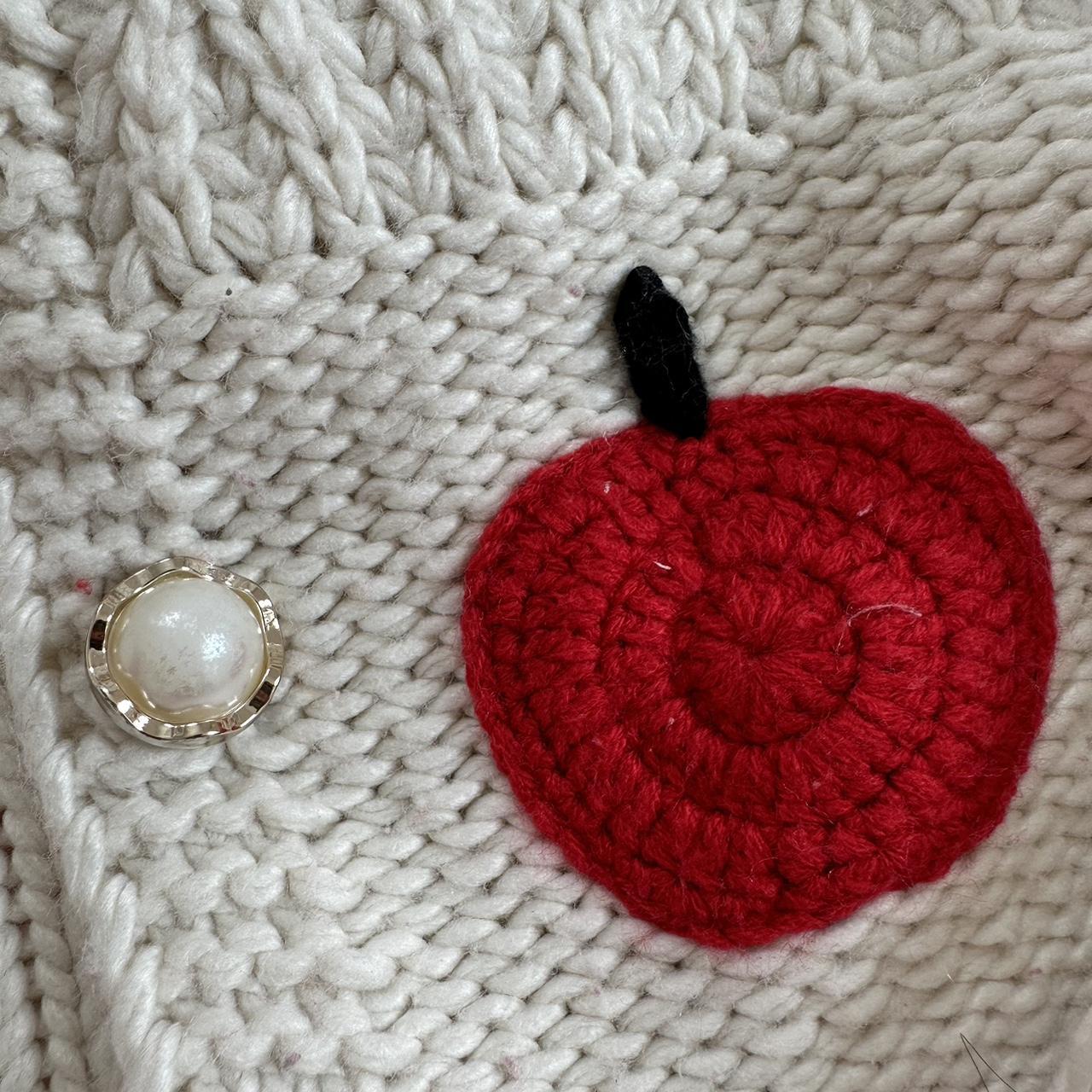 Apple Women's White and Red Jacket (4)