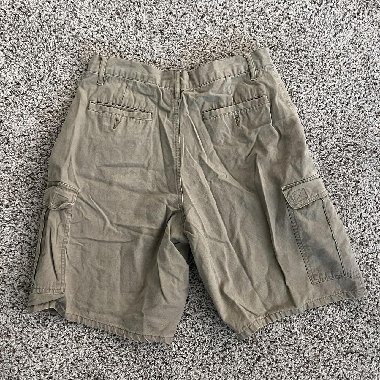 khaki route 66 cargo shorts size 32 - Depop