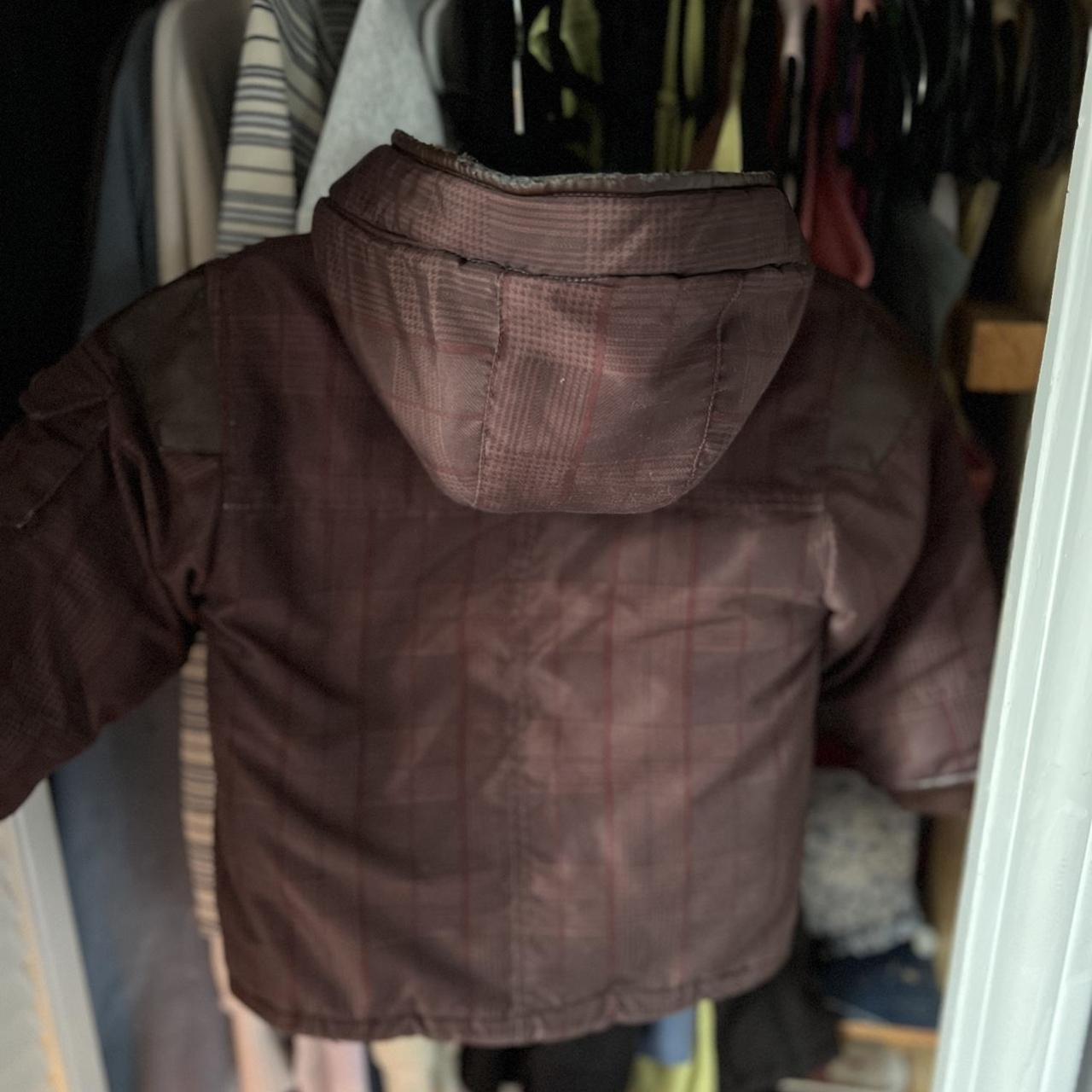 Oshkosh kids jacket, good condition. - Depop