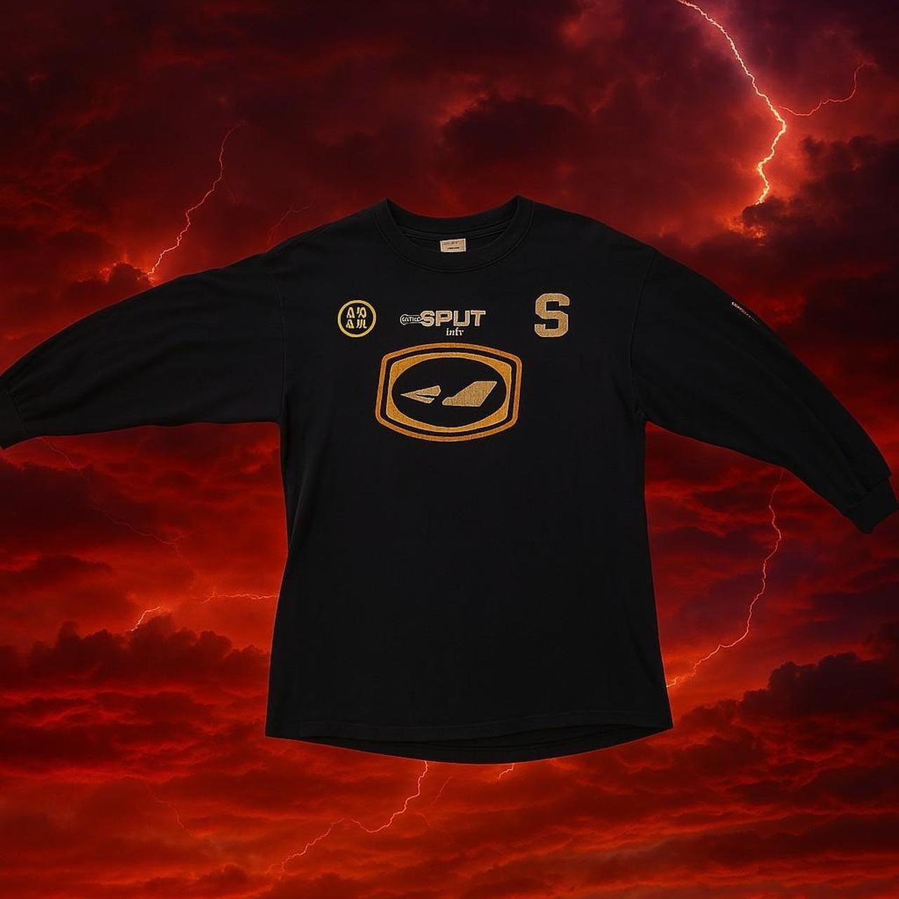 item listed by snoeboy