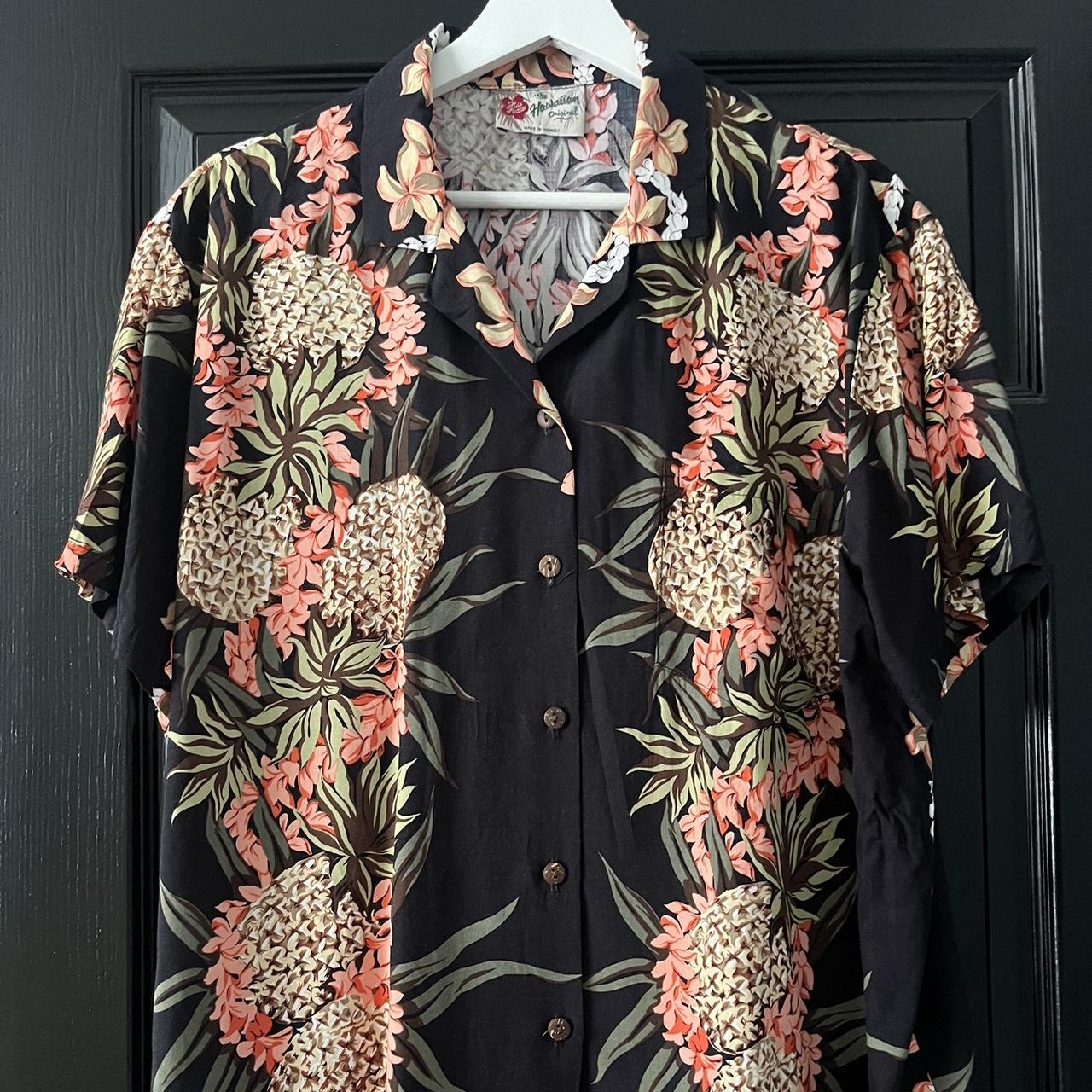 Vintage high quality HILO HATTIE Hawaiian Shirt