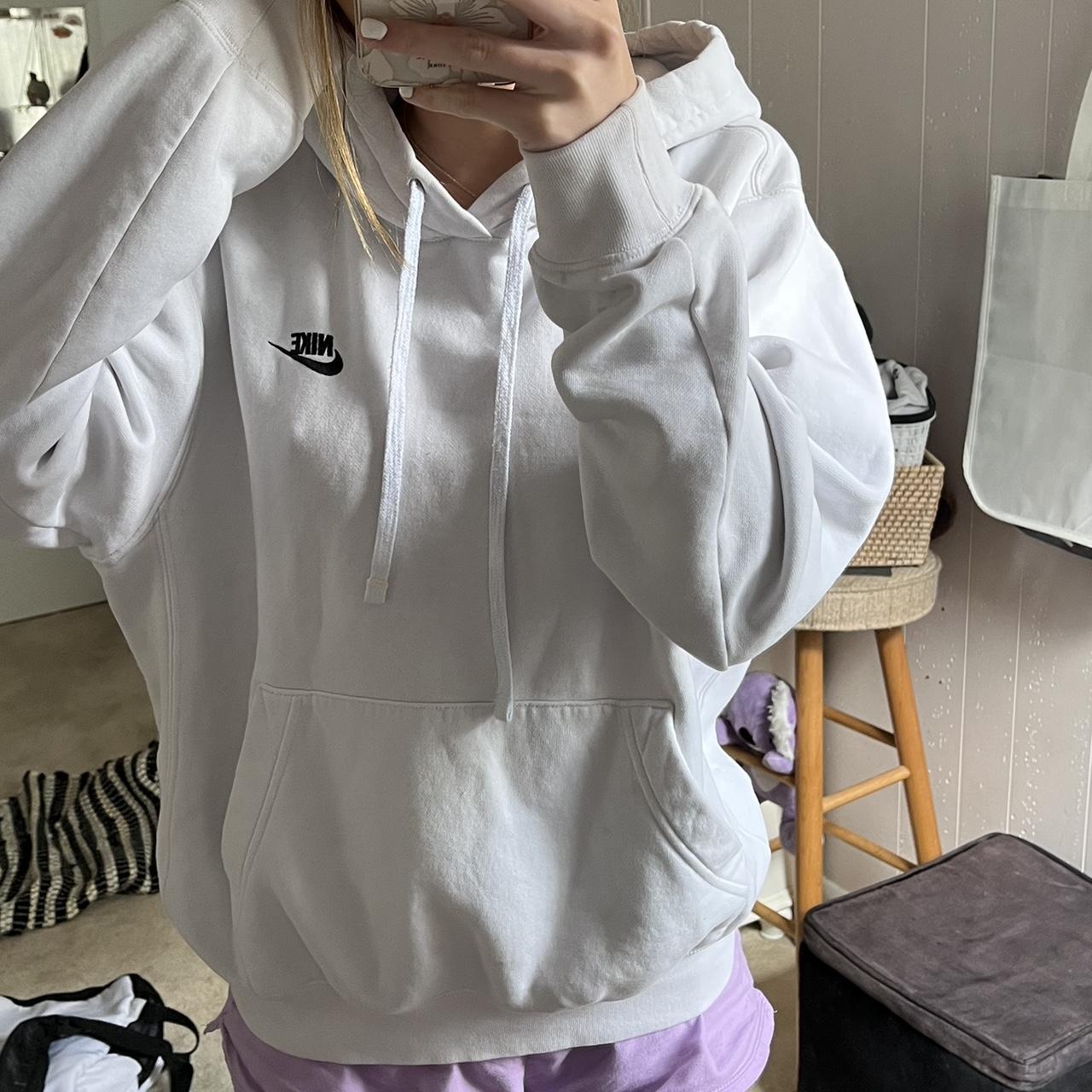 mens nike white sweatshirt