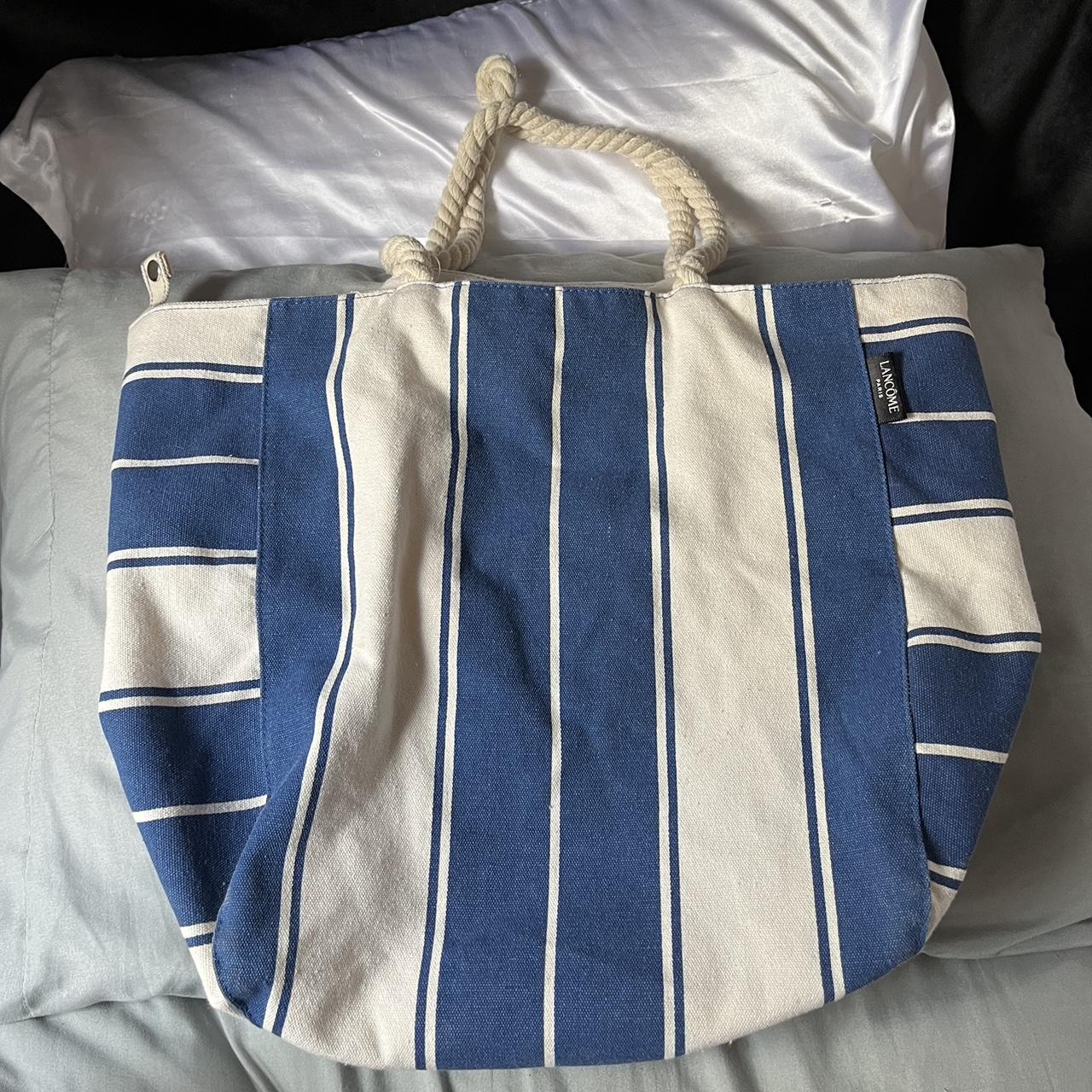 Blue and White Stripped Beach Bag no flaws cute... - Depop