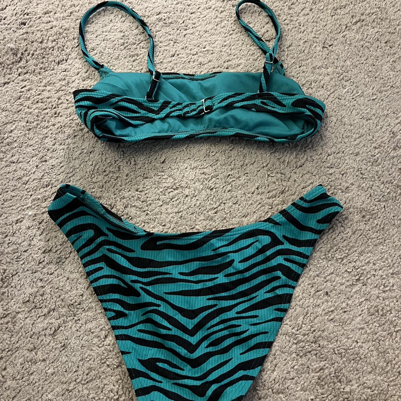 Xhilaration Women's Green Swimsuit-one-piece | Depop