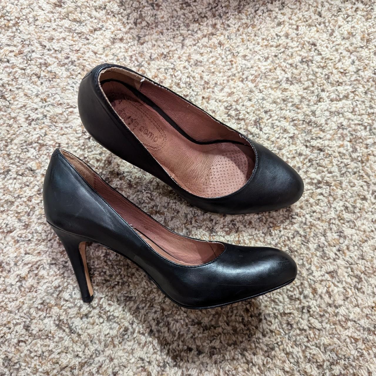 heels underage 