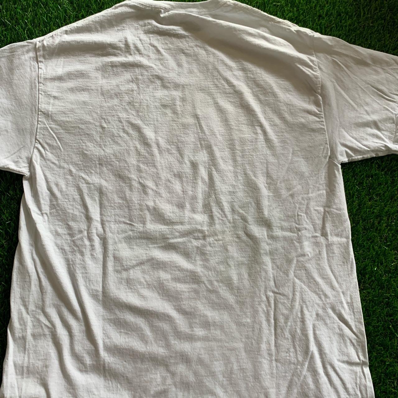 Fruit of the Loom Men's White T-shirt | Depop