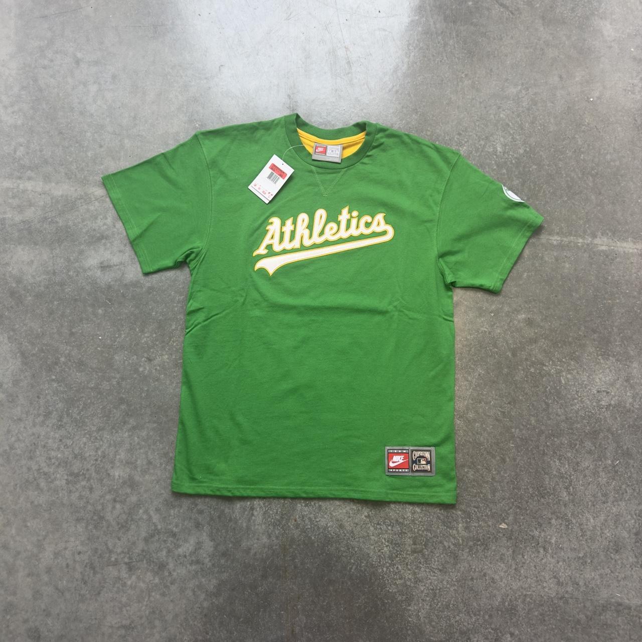 Nike Men's Green and Yellow Tshirt Depop