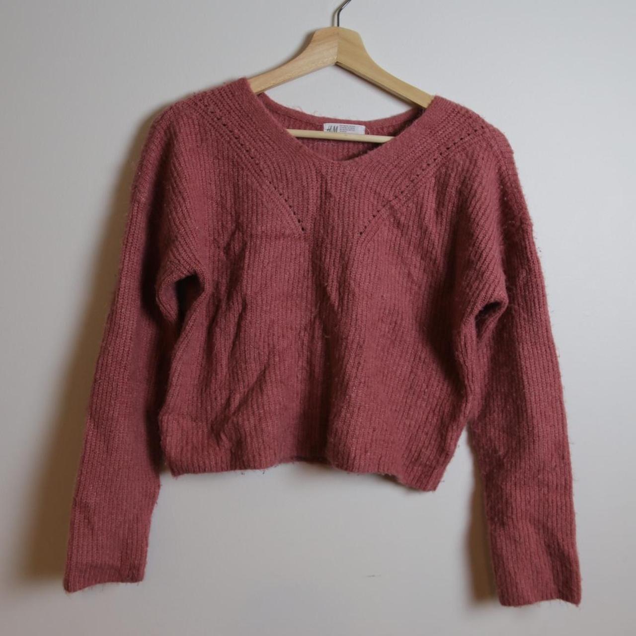 Cute pink H&M crop sweater, US size 12-14 - Depop