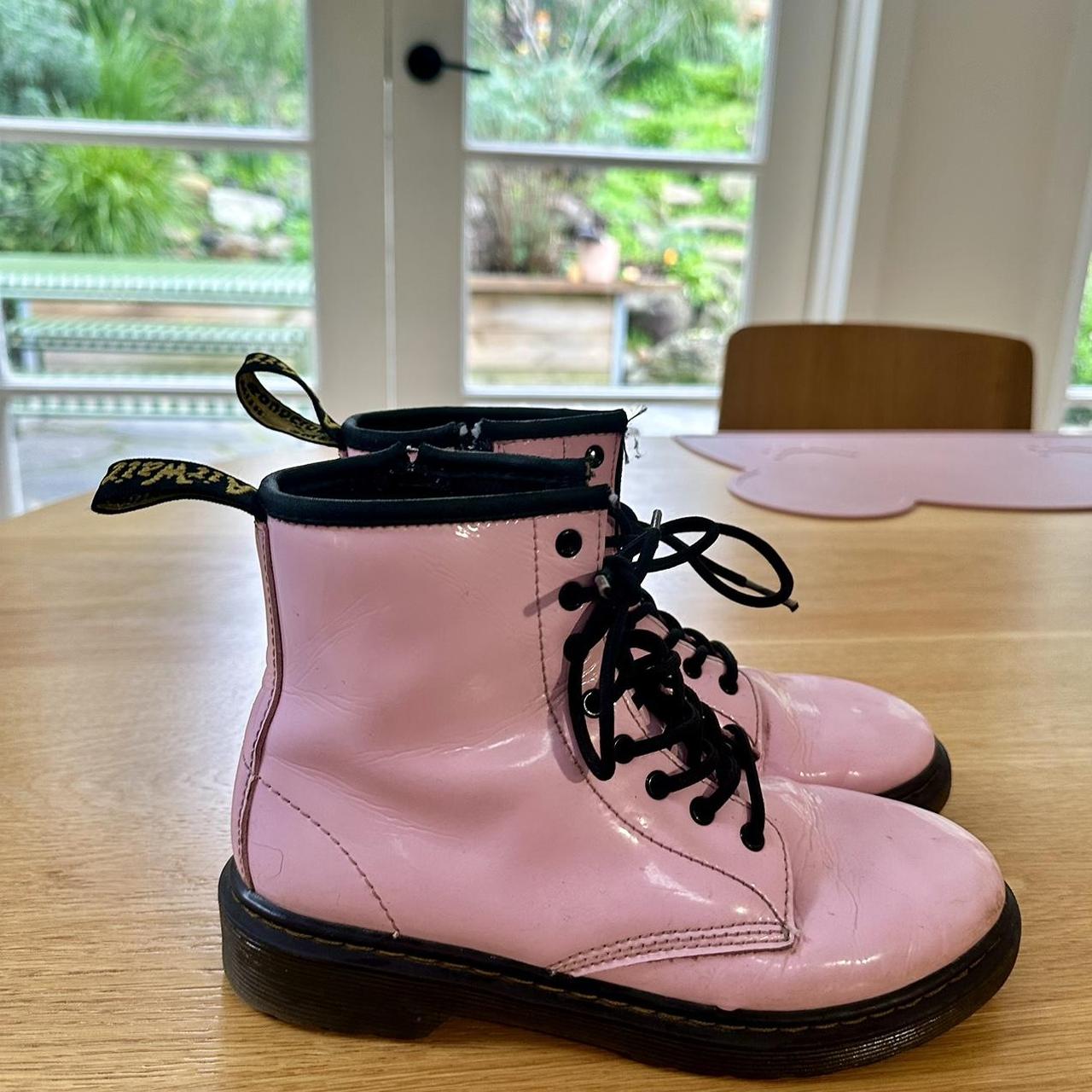 Girls pink dr martens on sale