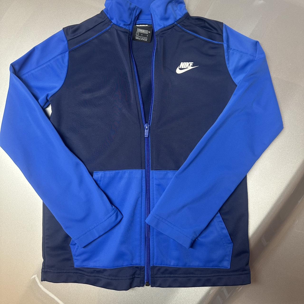 item listed by shophunter_
