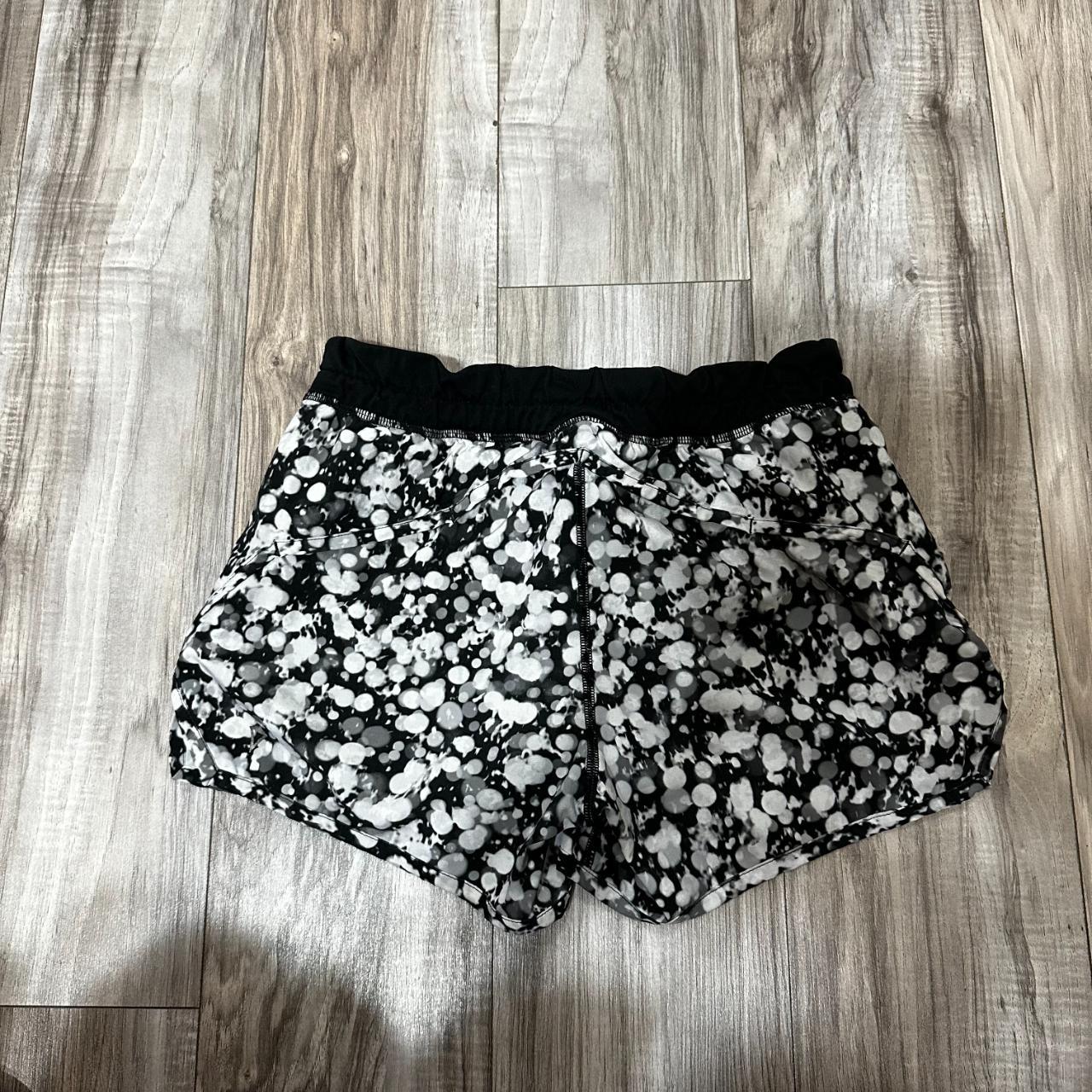 Ivivva deals white shorts