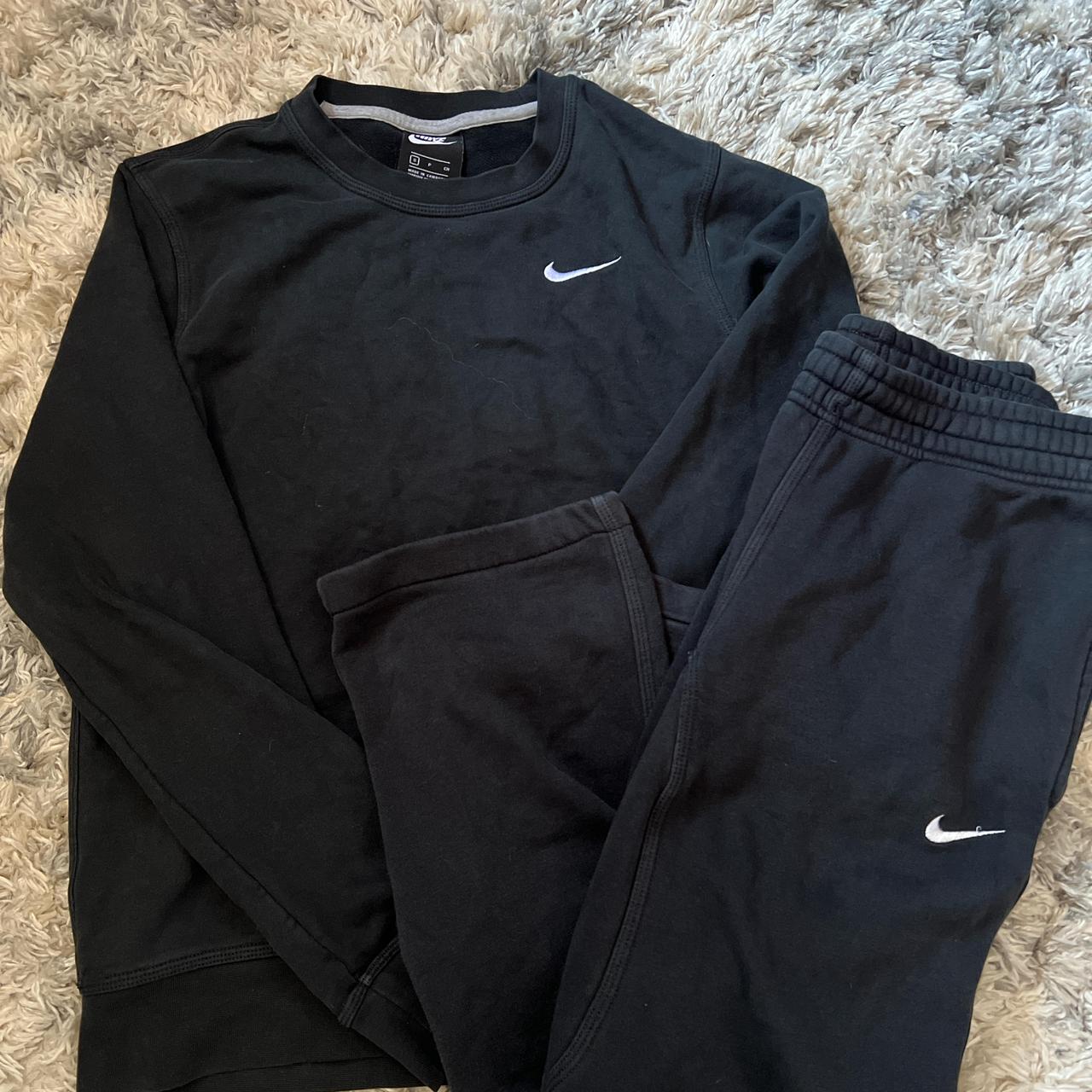 mens small nike sweatsuit