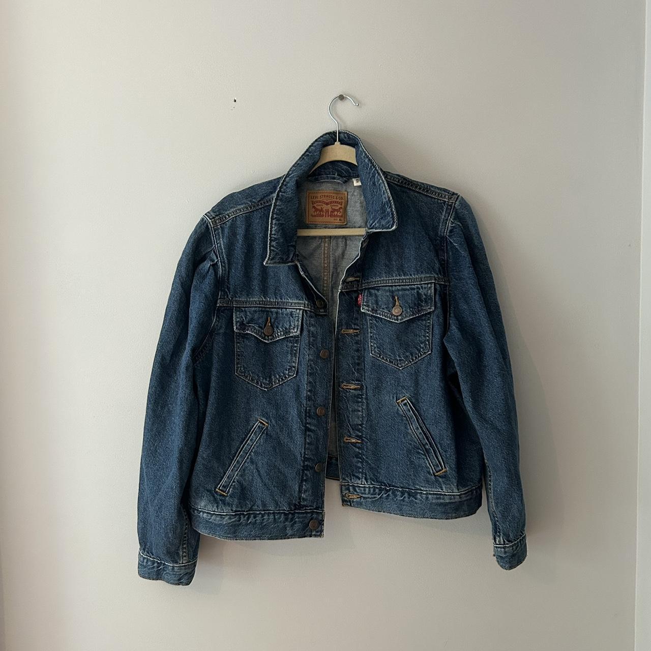 Levi’s Blue Denim Jean Jacket. Size XL - Depop