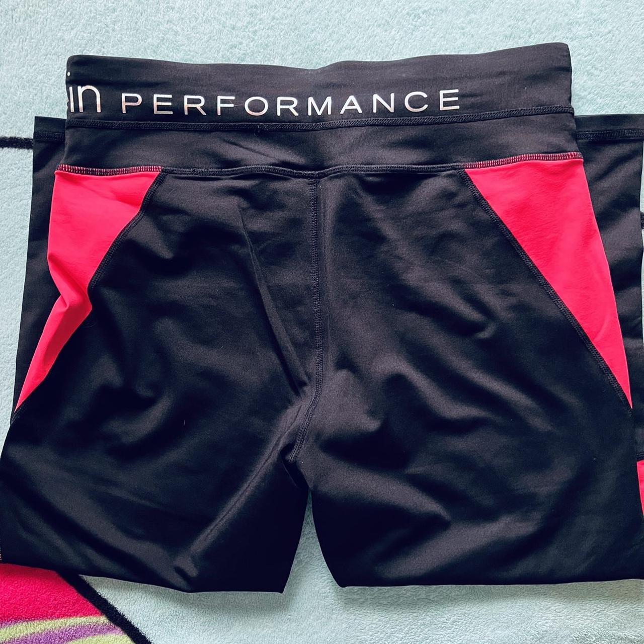 XL Calvin Klein performance Capri leggings. Cute, - Depop