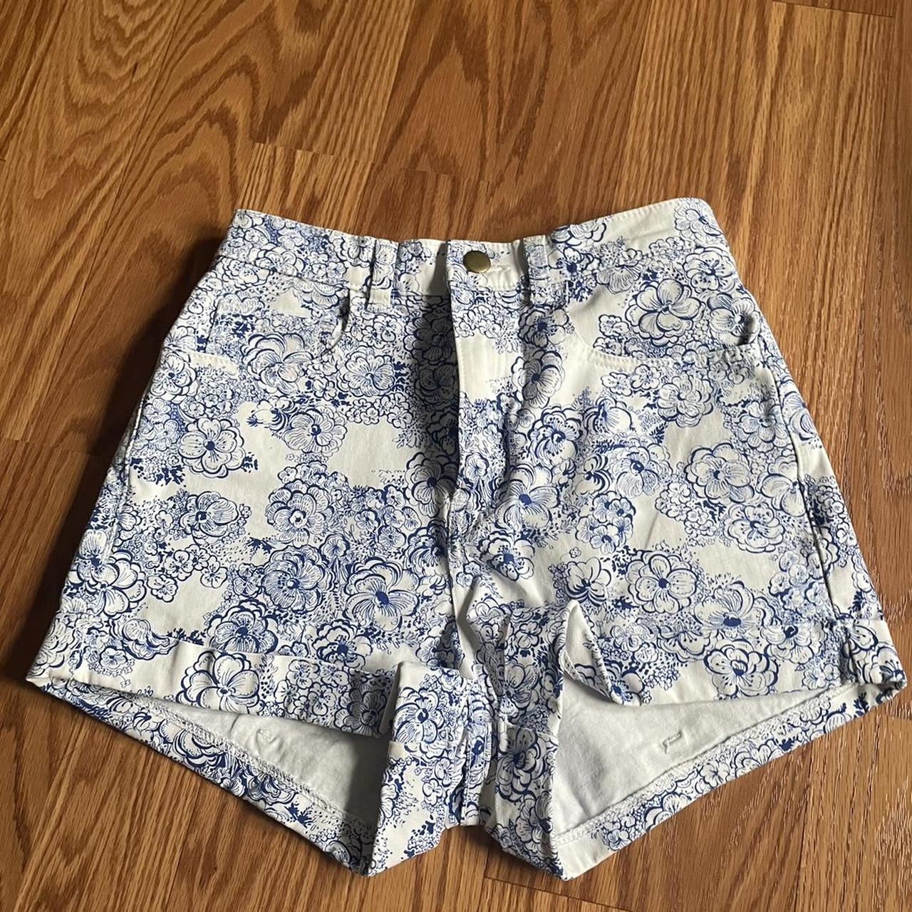 American Apparel shorts -high waisted american... - Depop