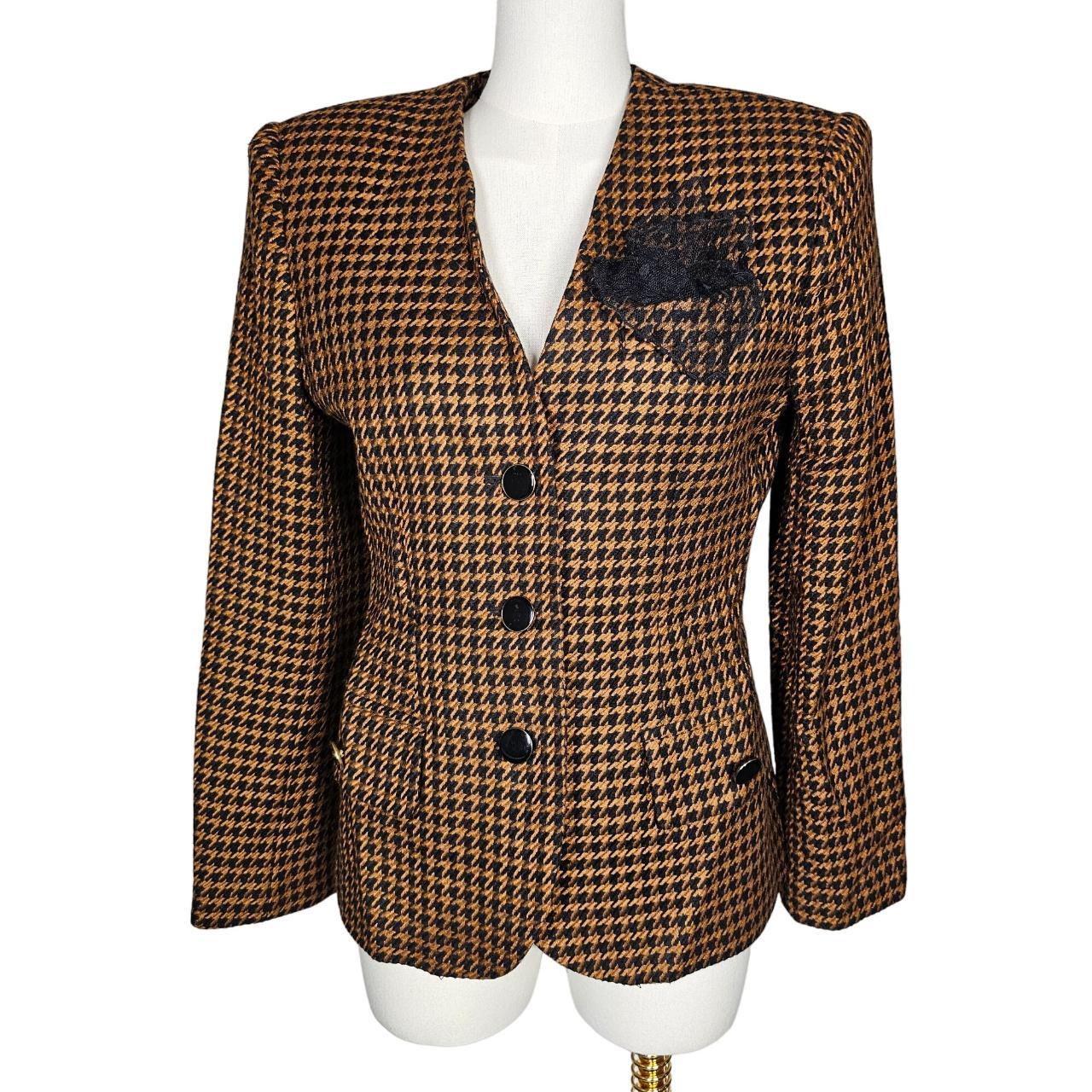 This Vintage Houndstooth Stirling Copper blazer in... - Depop