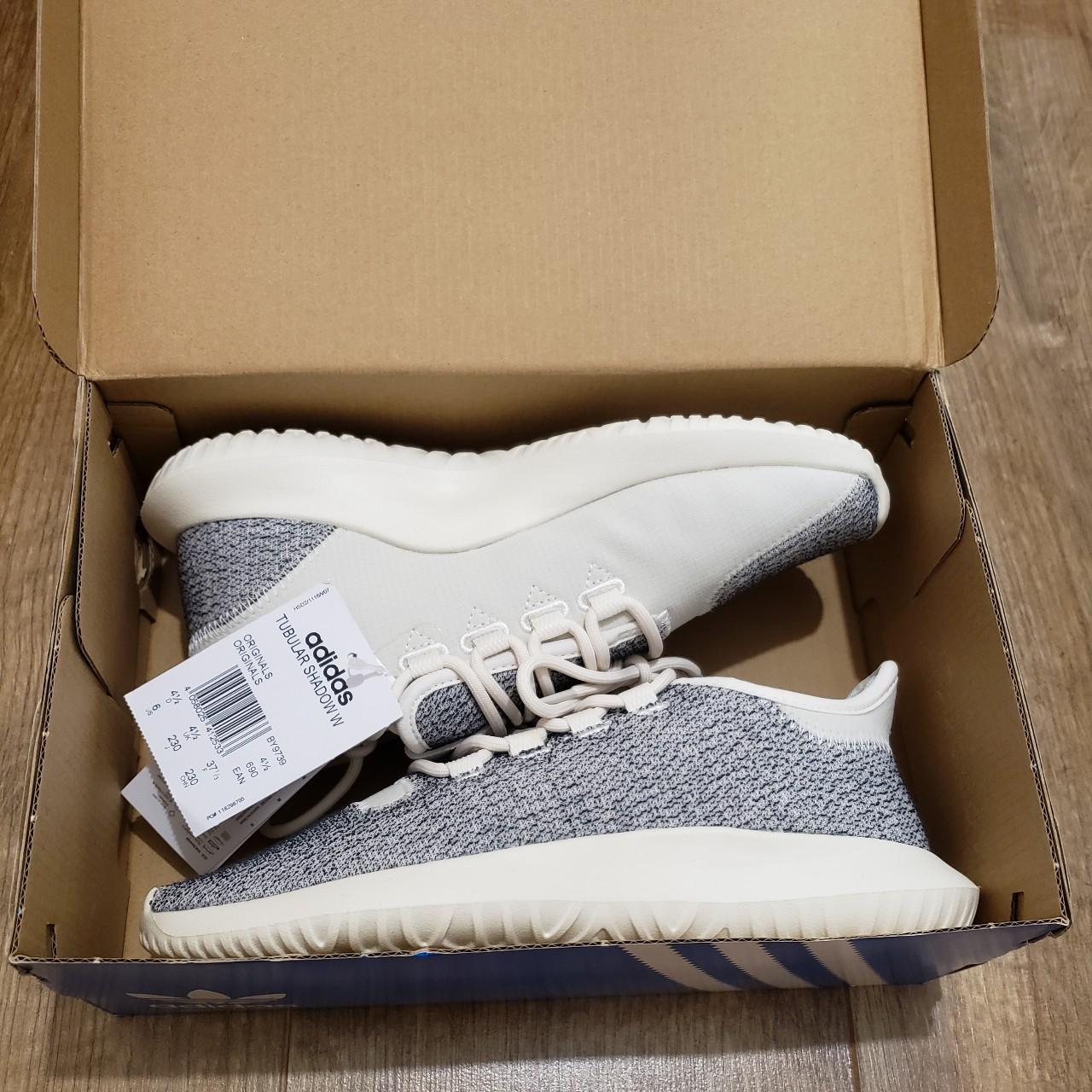 Adidas Women s Tubular Shadow Trainer Off White