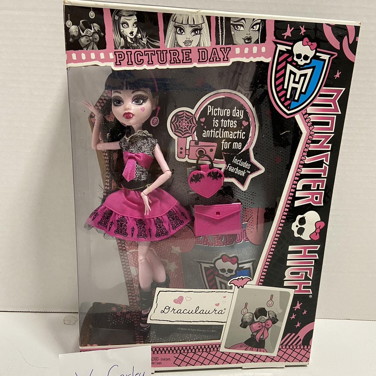 Monster High Picture Day Draculaura doll - unopened,... - Depop