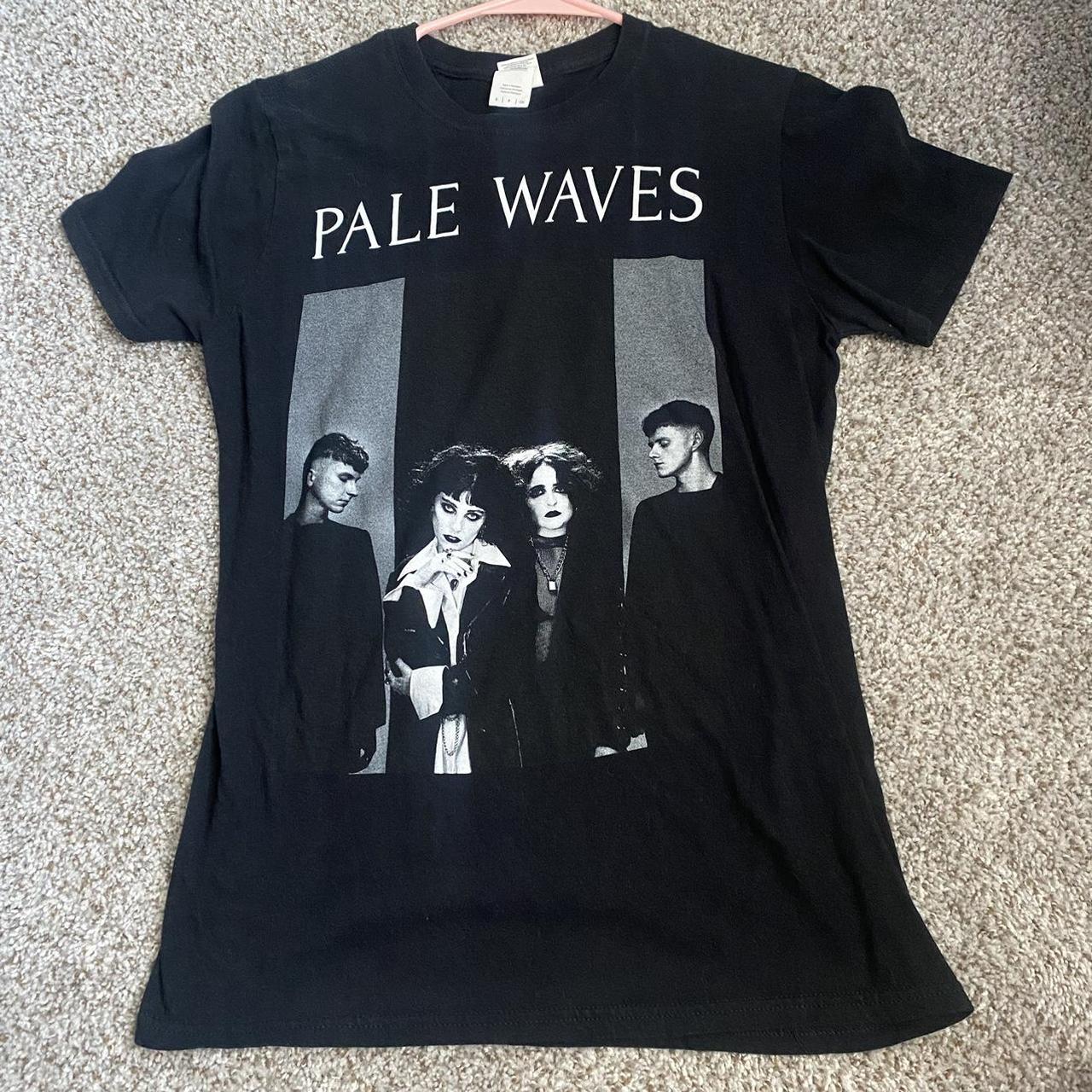 Pale Waves - Pale Waves UK Tour Tee. Dirty Hit.
