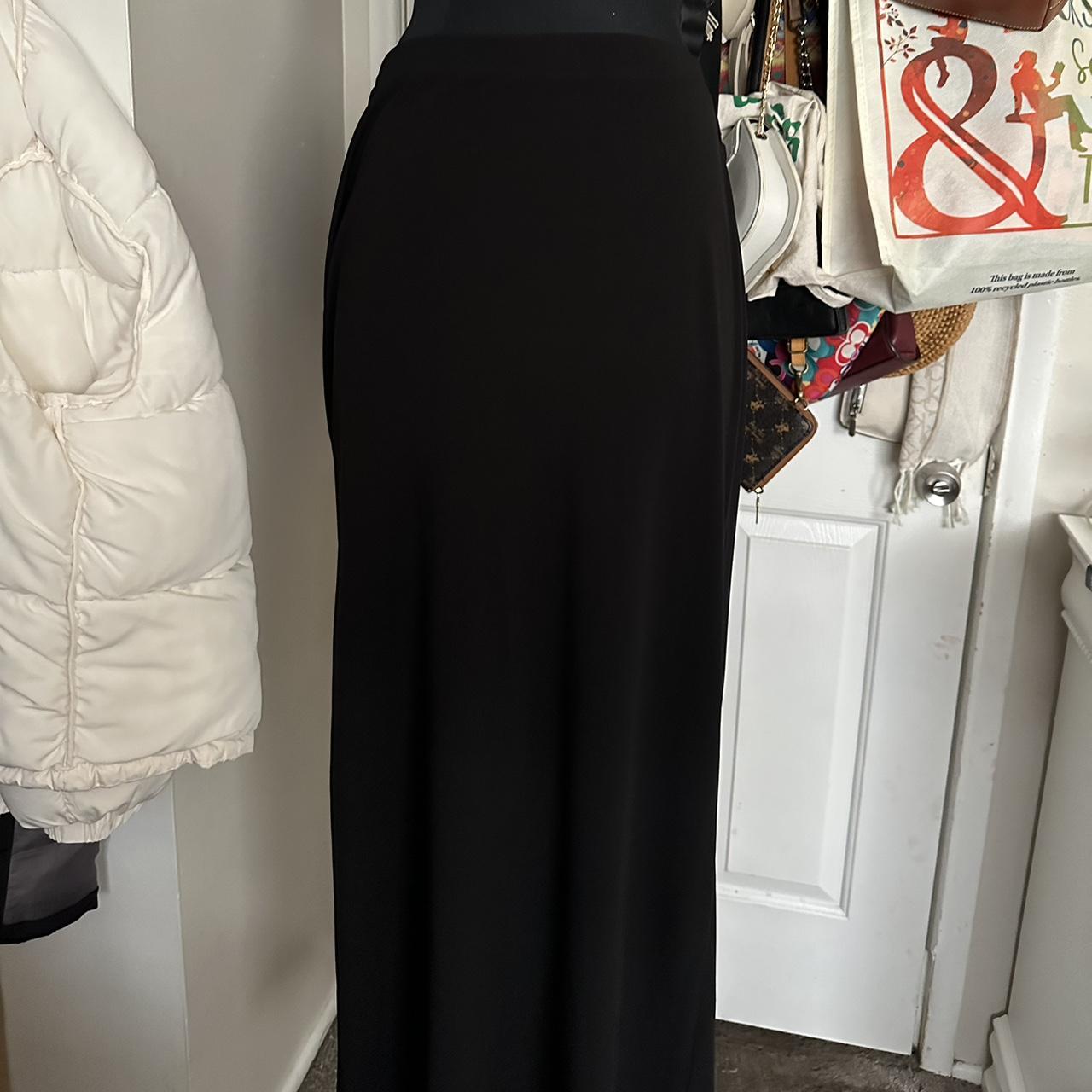 Casual Corner Women's Black Skirt Depop