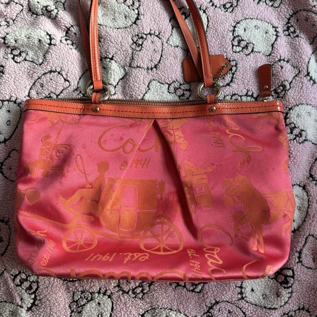 Coach offers 1941 Horse and Carriage Tote