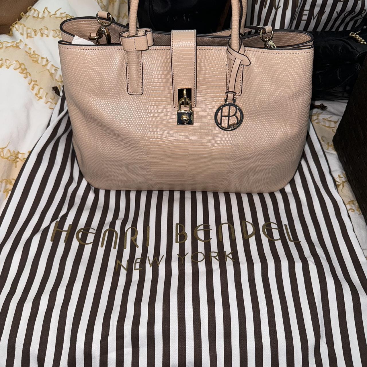 Henri bendel purse strap online