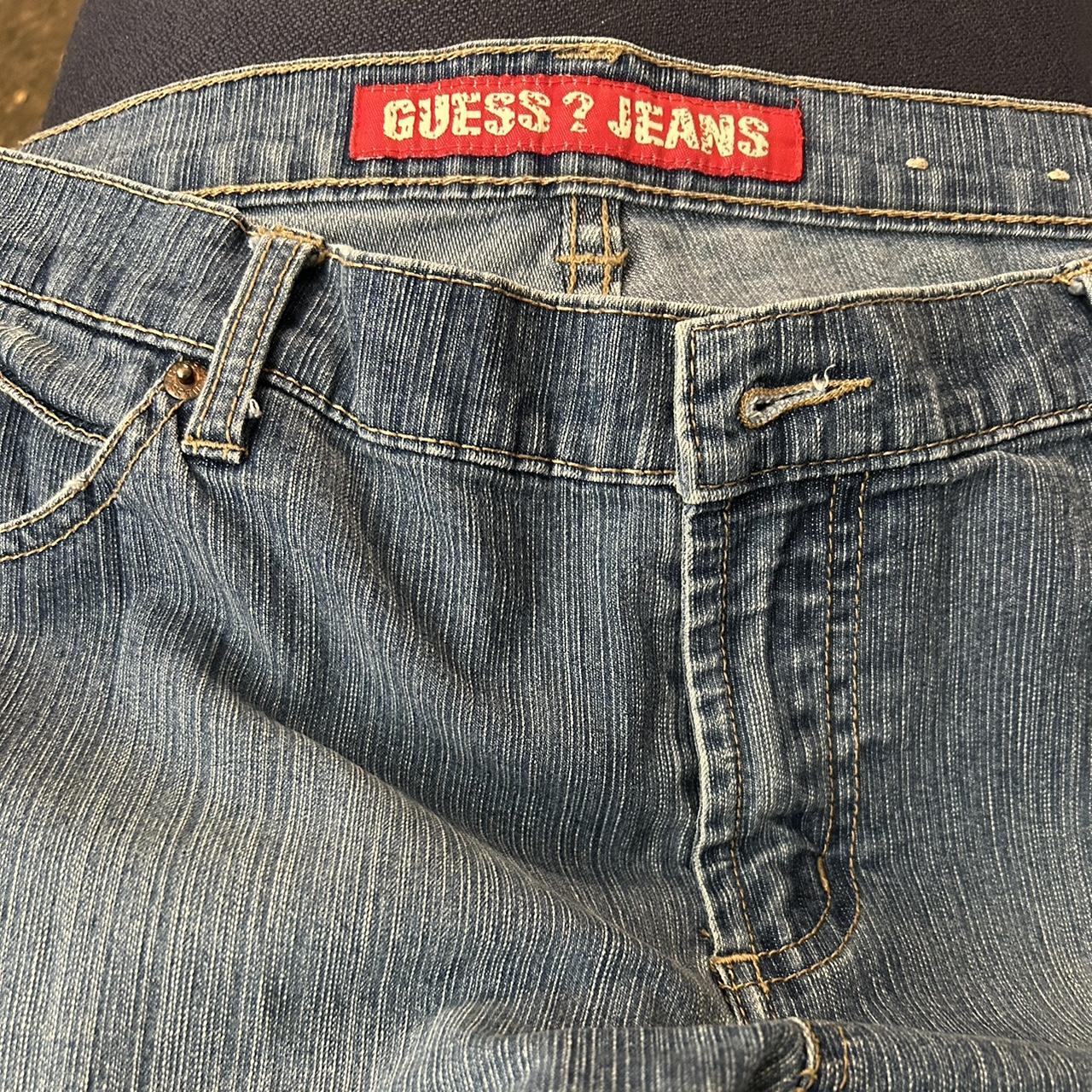 32x32 Flare bottom Guess Jeans great condition - Depop