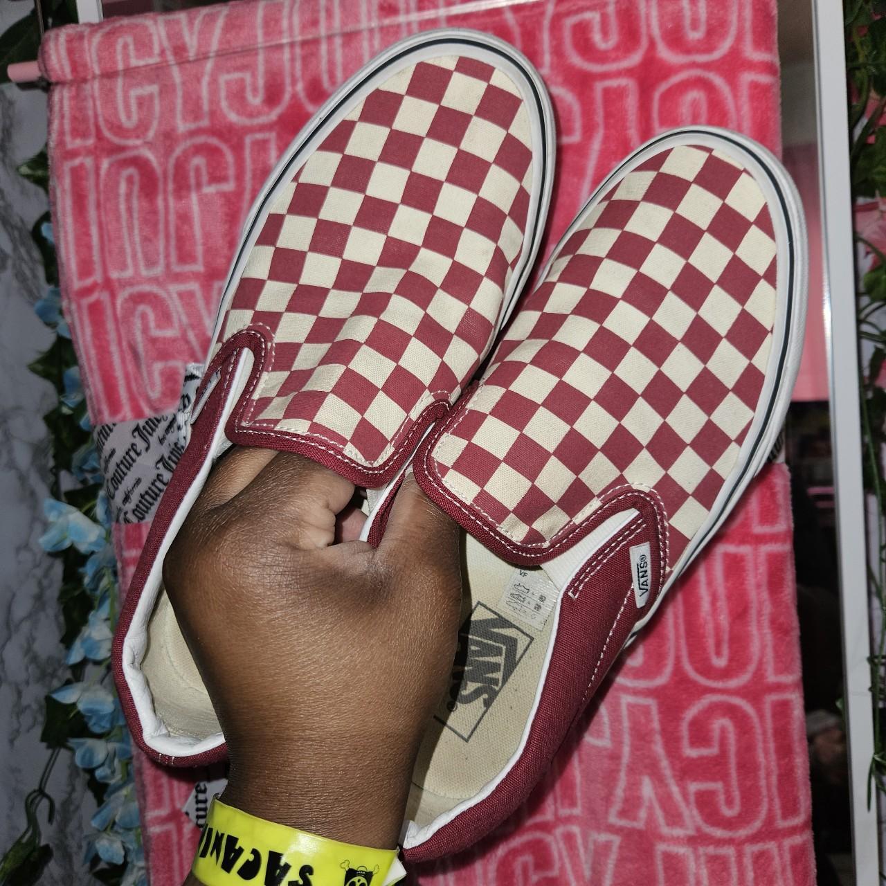 Vans burgundy outlet checkered