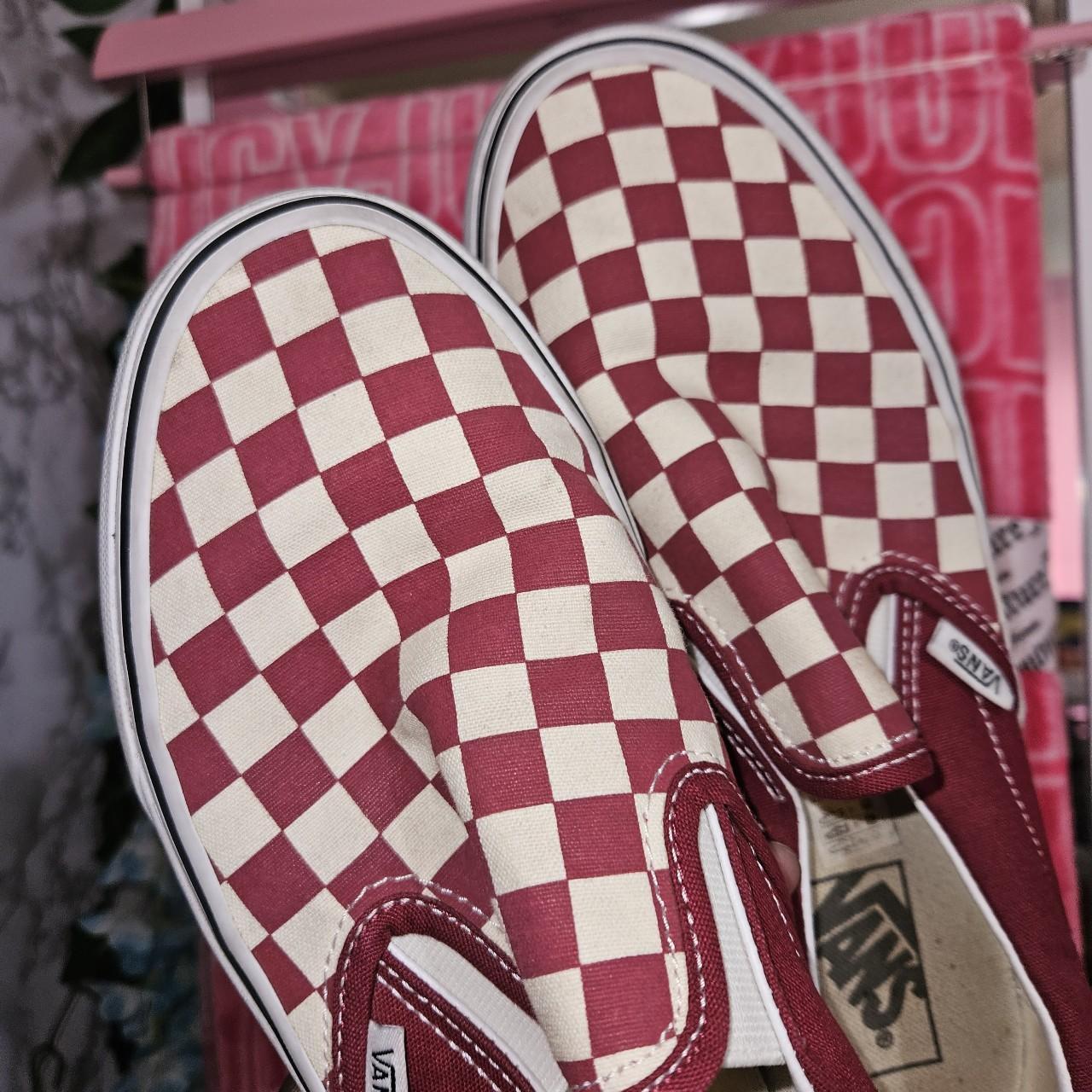 Vans burgundy outlet checkered