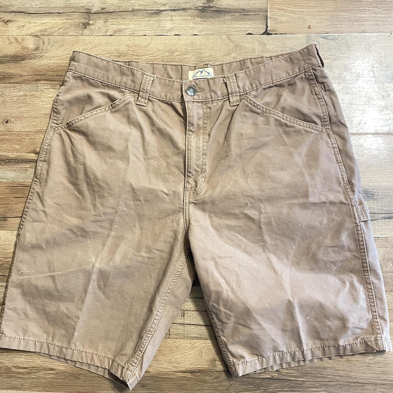 Carpenter short Cargo Size 38 - Depop