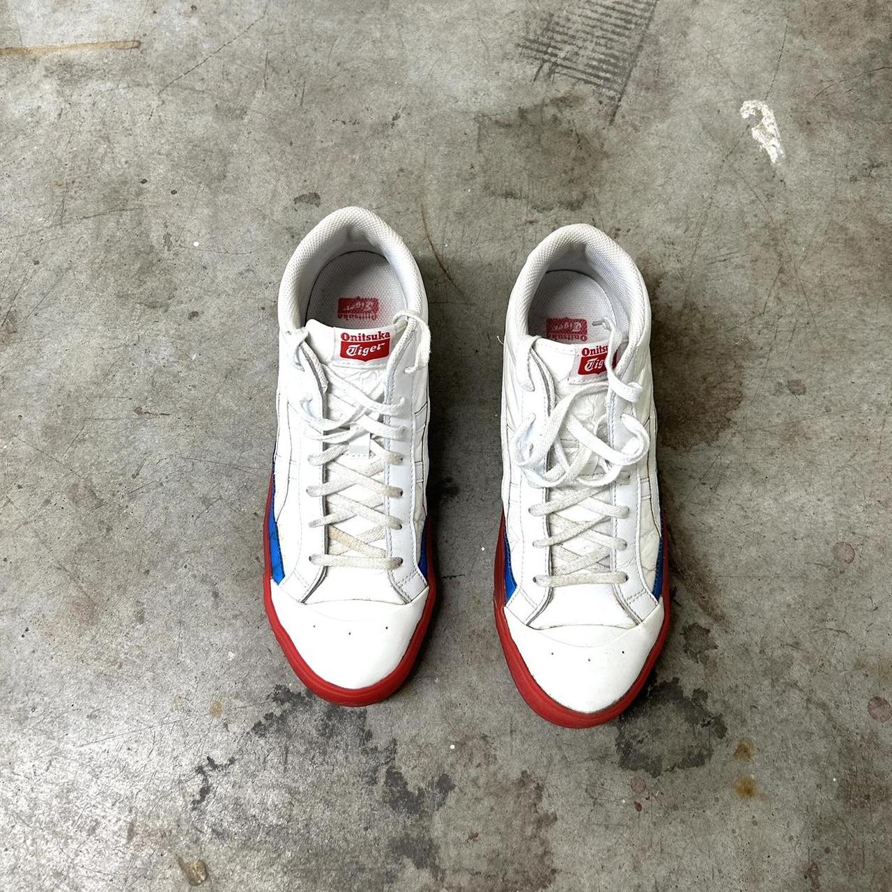 onitsuka tiger white and red