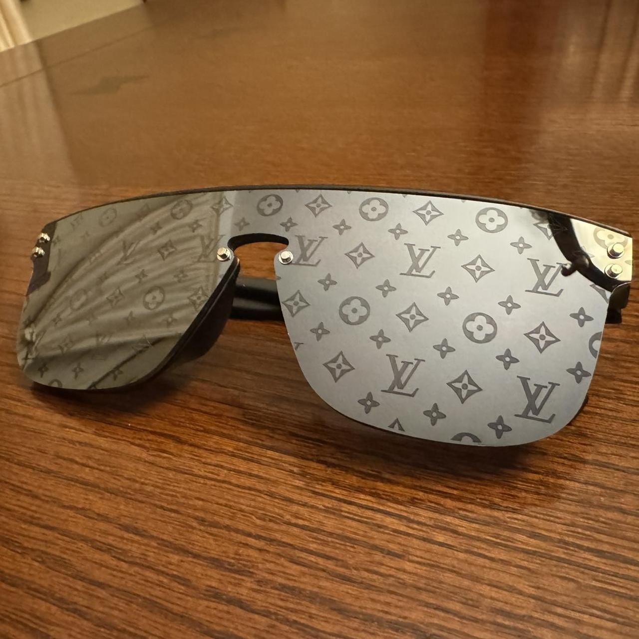 item listed by hqjh6kmn8n