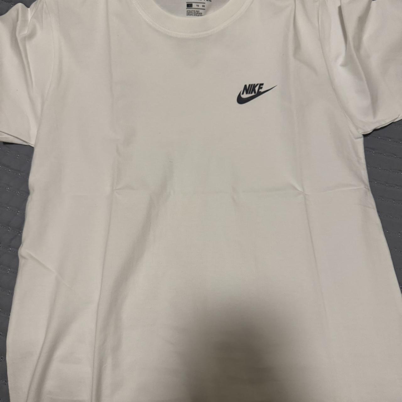 item listed by hqjh6kmn8n