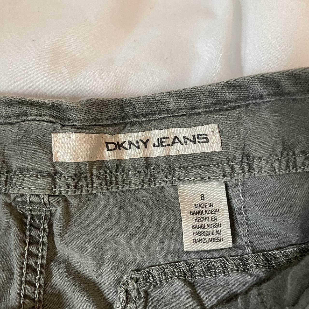 DKNY Cargo Shorts 💚 MSG TO BUY ♡ size 8, runs... Depop