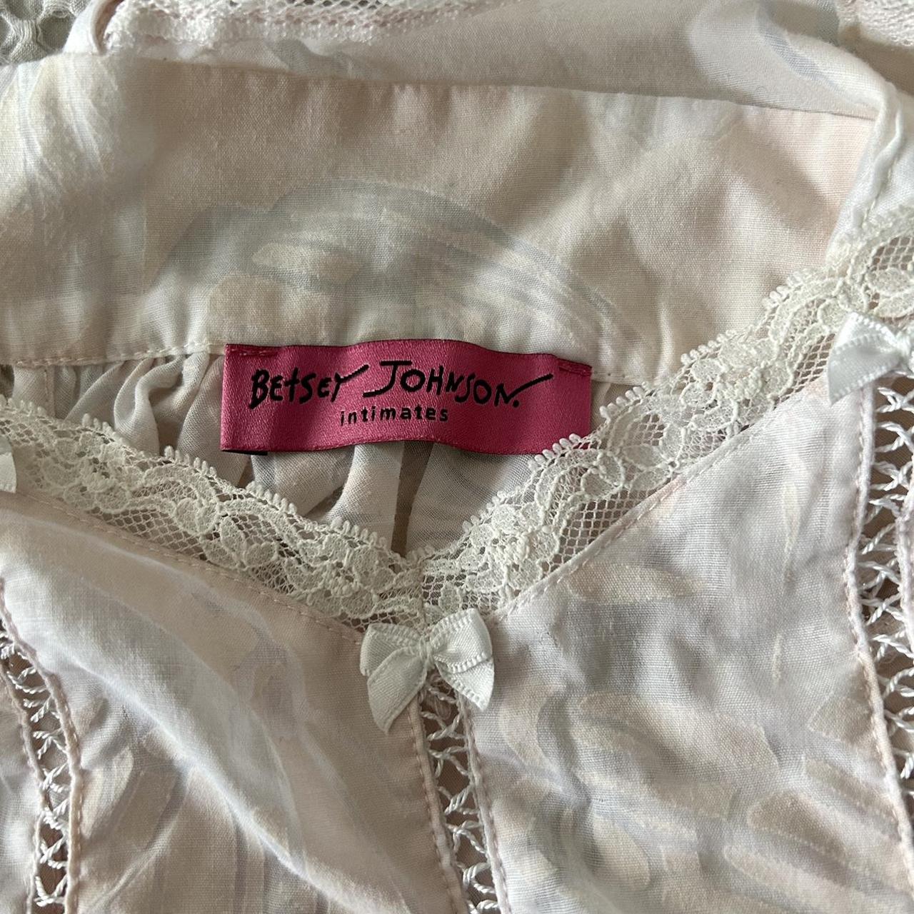Betsey Johnson Women's White and Pink Nightwear (2)