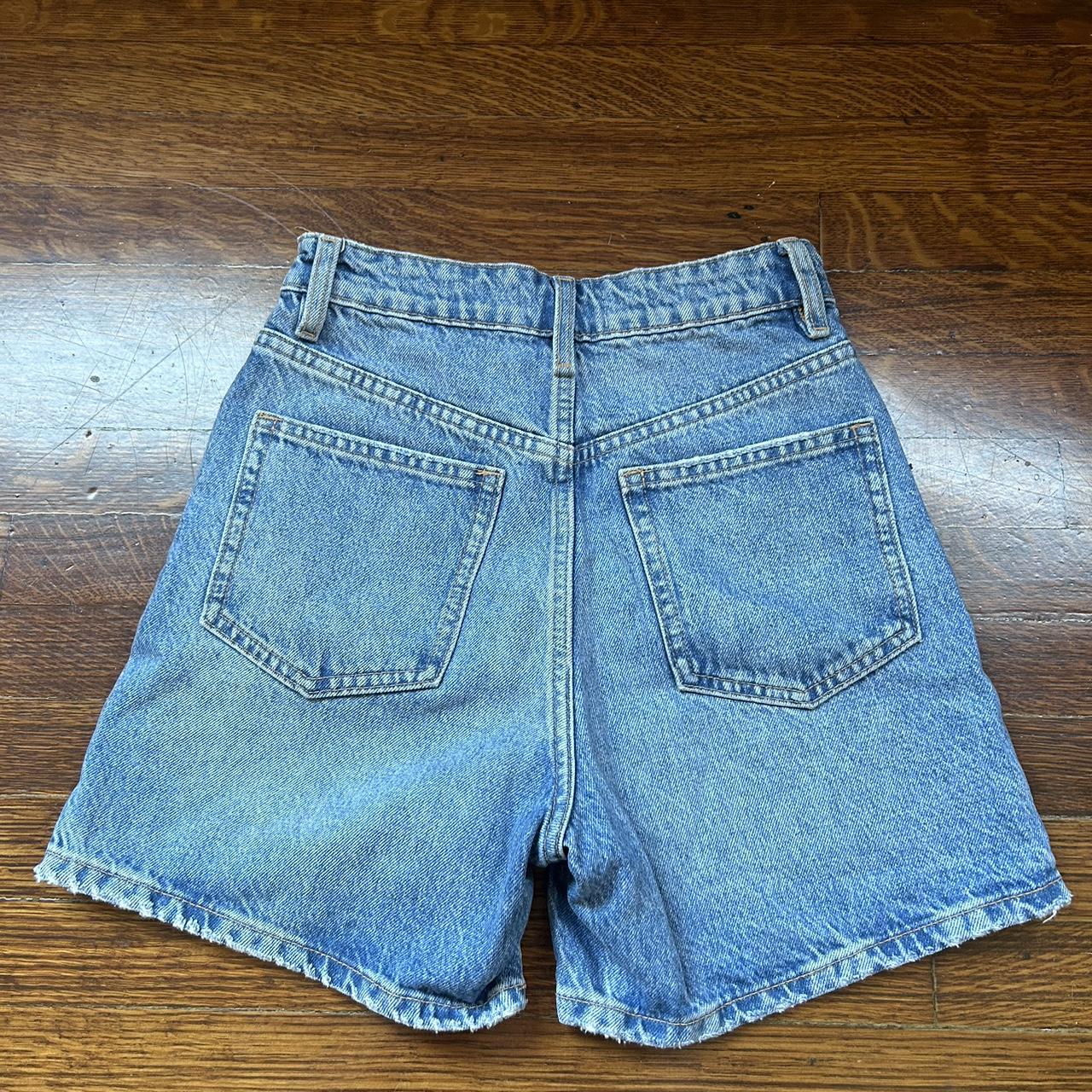 Zara Jorts denim Shorts sz 0 - Depop