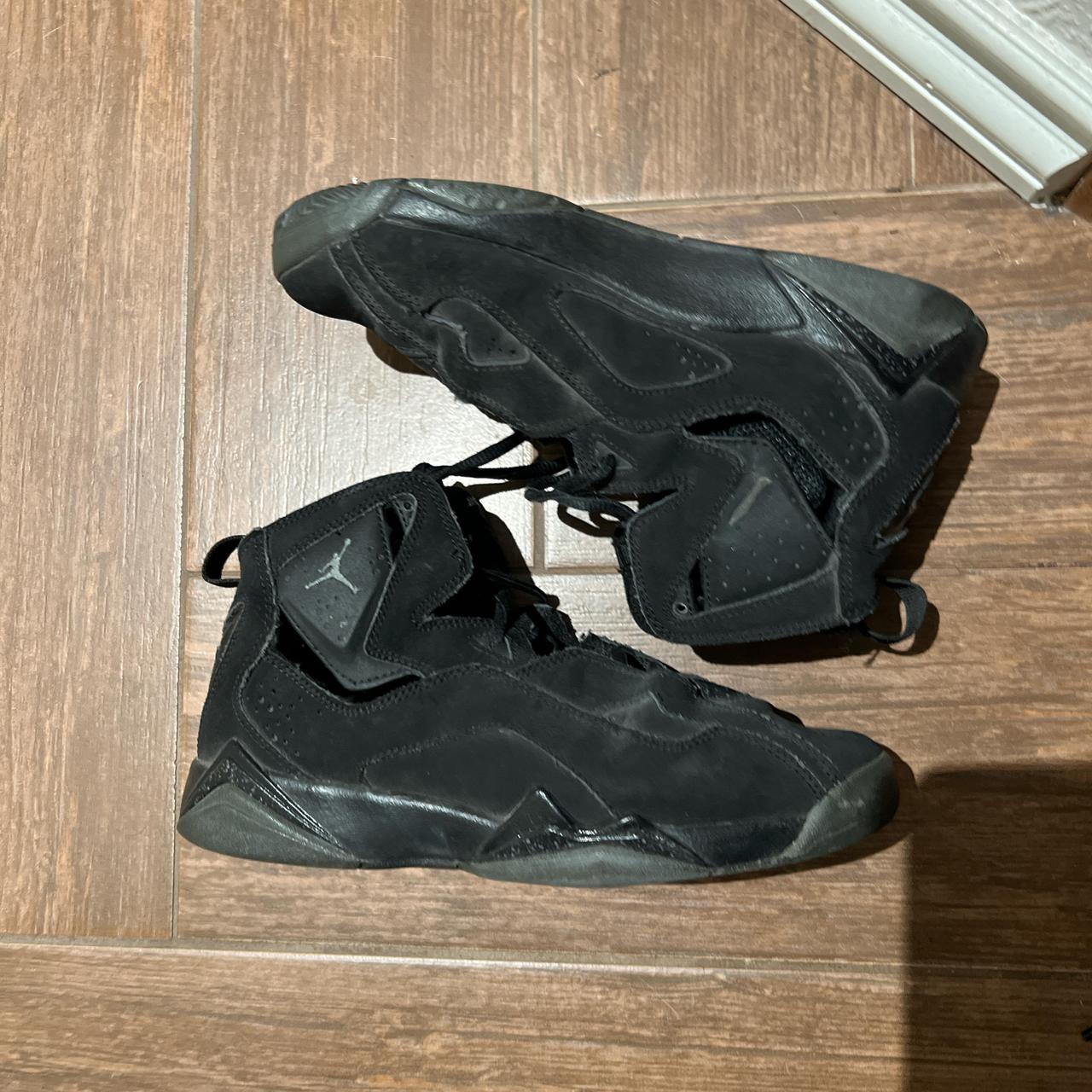 Jordan 7 all black Size 5Y Fair condition jordan