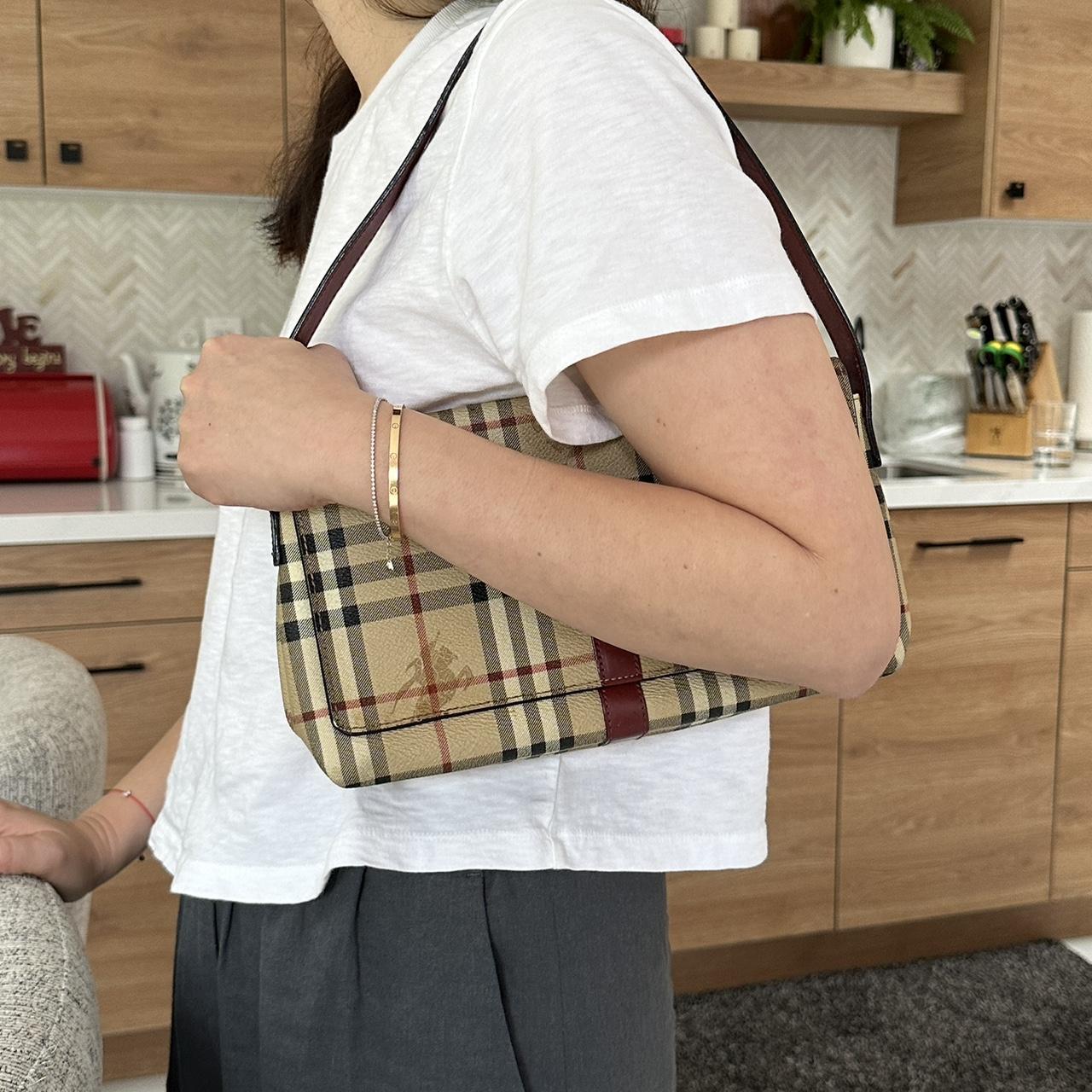 Burberry Nova Check Pochette Shoulder Bag in Good Condition 