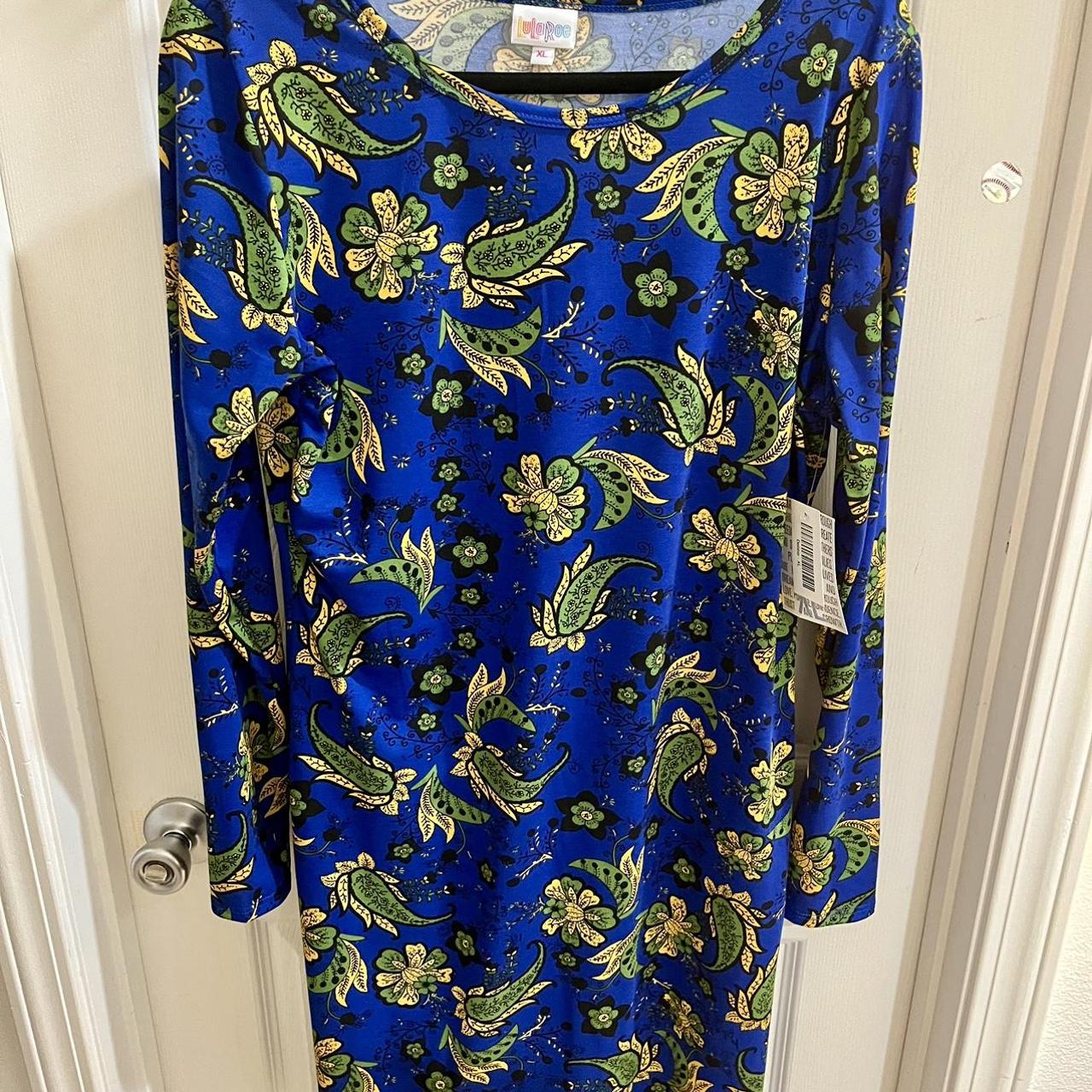 Lularoe Debbie dress in size XL. Never worn with tags