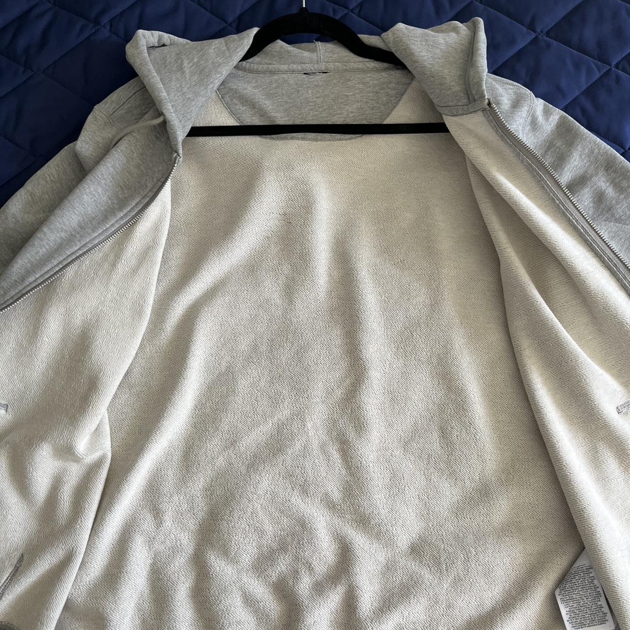 mens gray nike hoodie